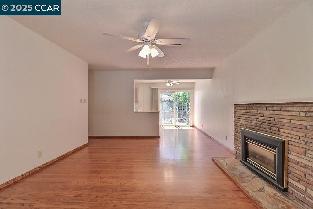 Detail Gallery Image 5 of 56 For 2465 Buena Vista Ave, Walnut Creek,  CA 94597 - – Beds | – Baths