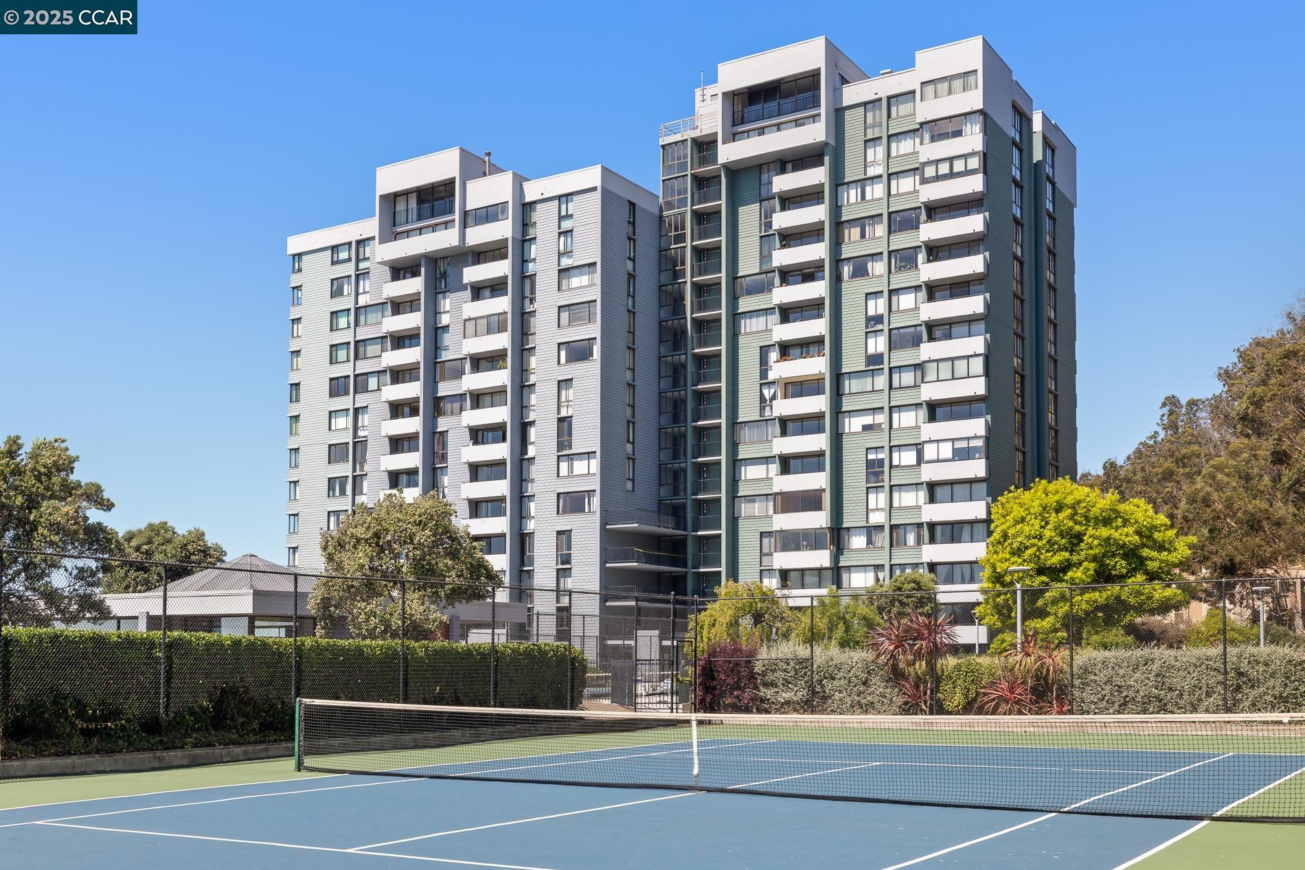 Condos For Sale in 94706 Condos