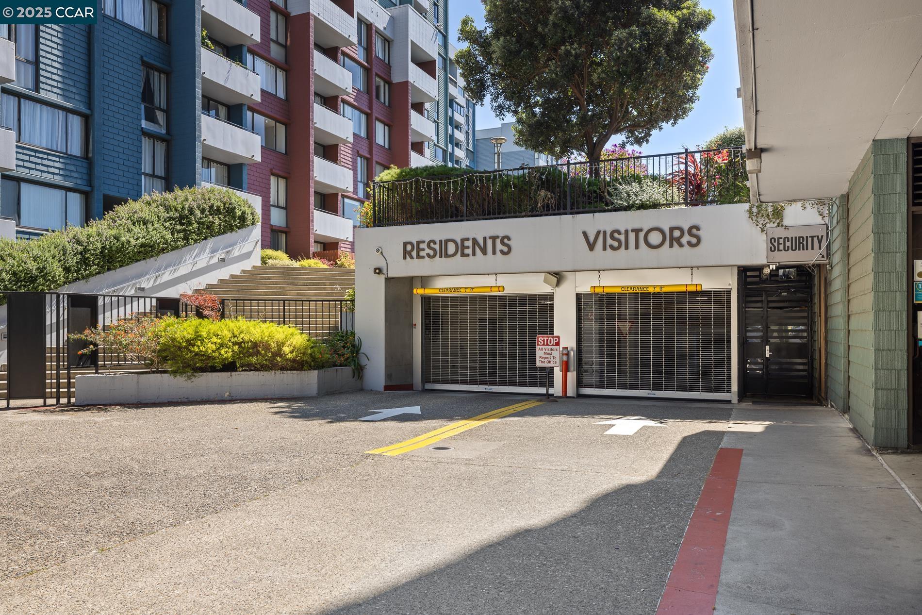 Detail Gallery Image 23 of 33 For 555 Pierce St #209,  Albany,  CA 94706 - 1 Beds | 2 Baths