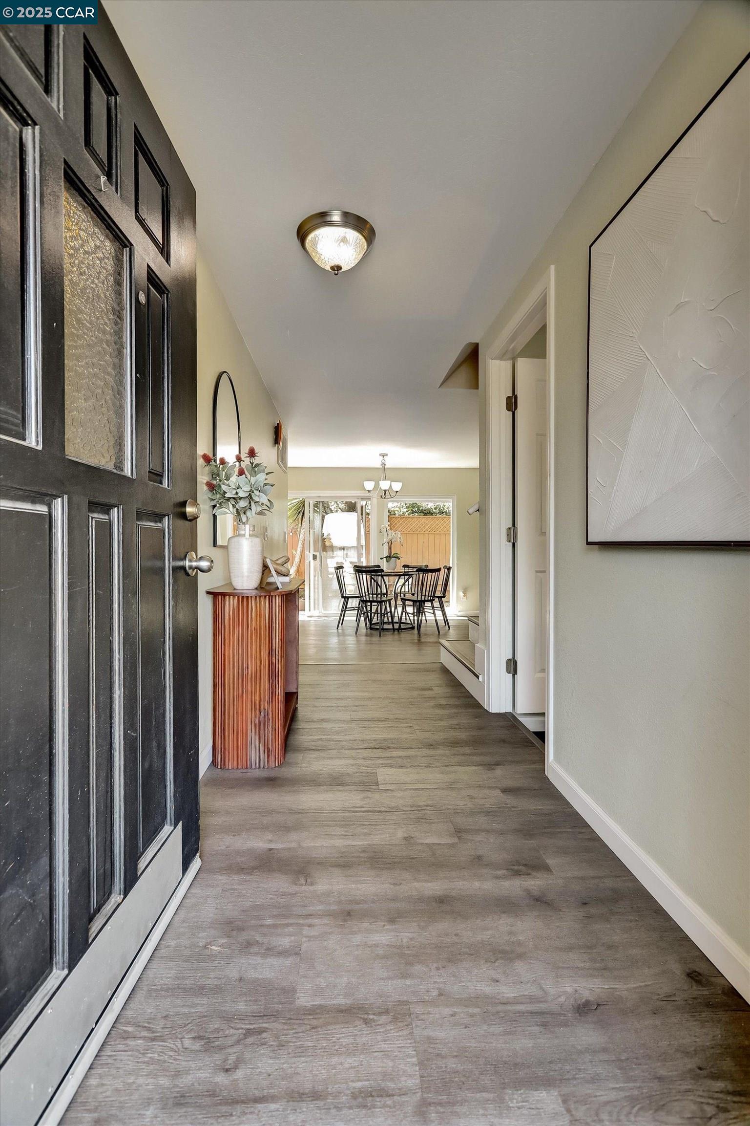 Detail Gallery Image 2 of 25 For 1000 View Drive, Richmond,  CA 94803 - 3 Beds | 2/1 Baths