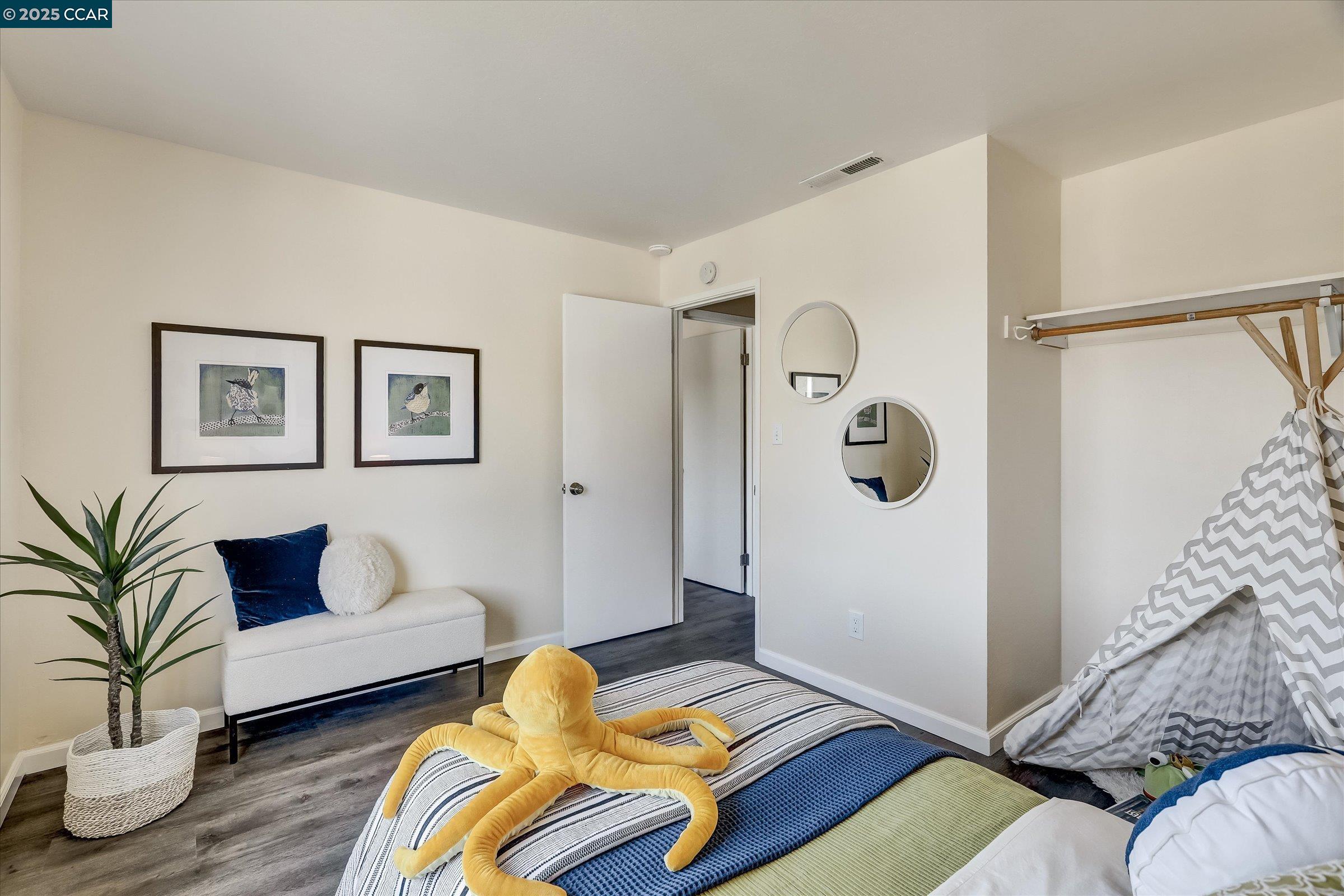 Detail Gallery Image 19 of 25 For 1000 View Drive, Richmond,  CA 94803 - 3 Beds | 2/1 Baths