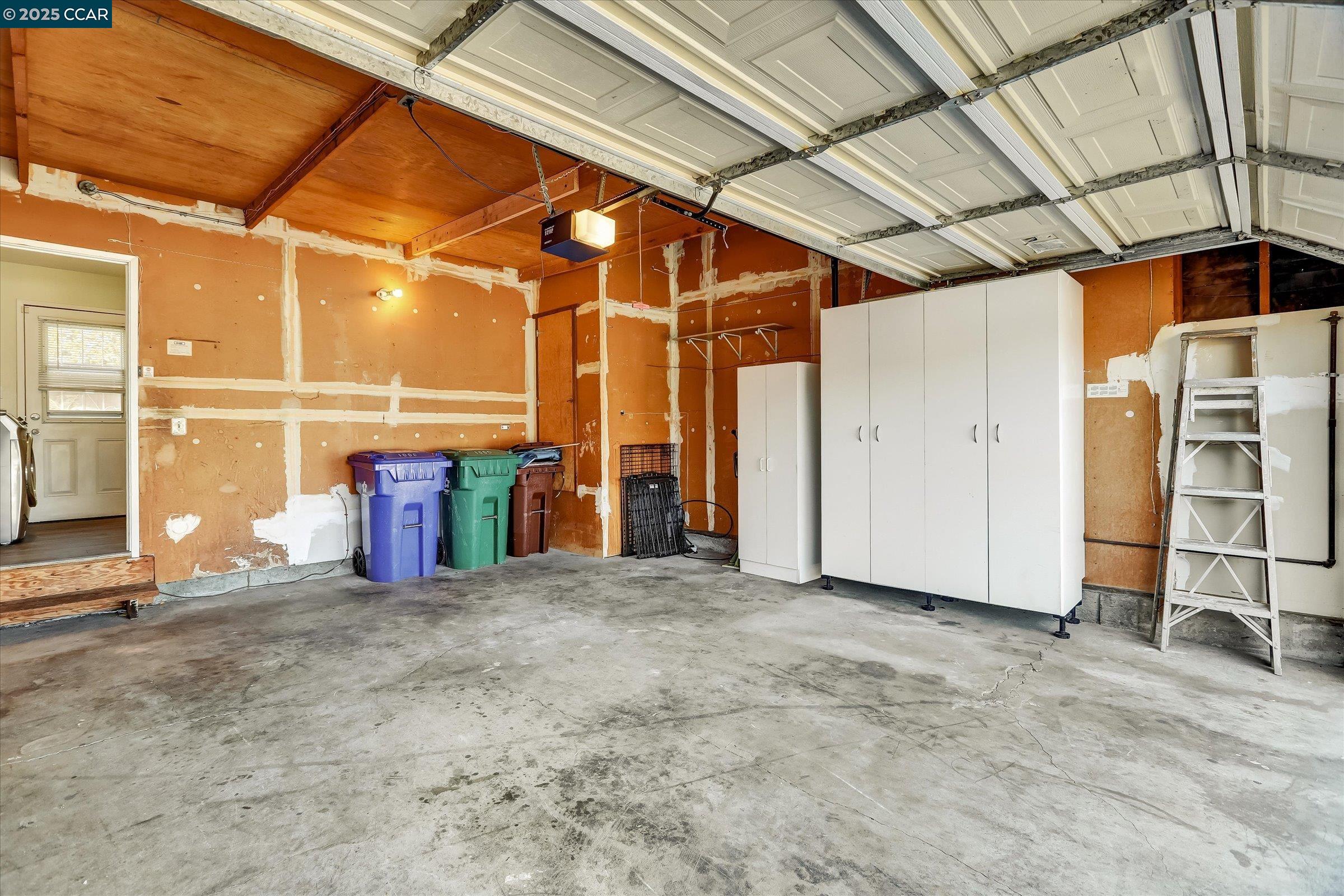 Detail Gallery Image 24 of 25 For 1000 View Drive, Richmond,  CA 94803 - 3 Beds | 2/1 Baths