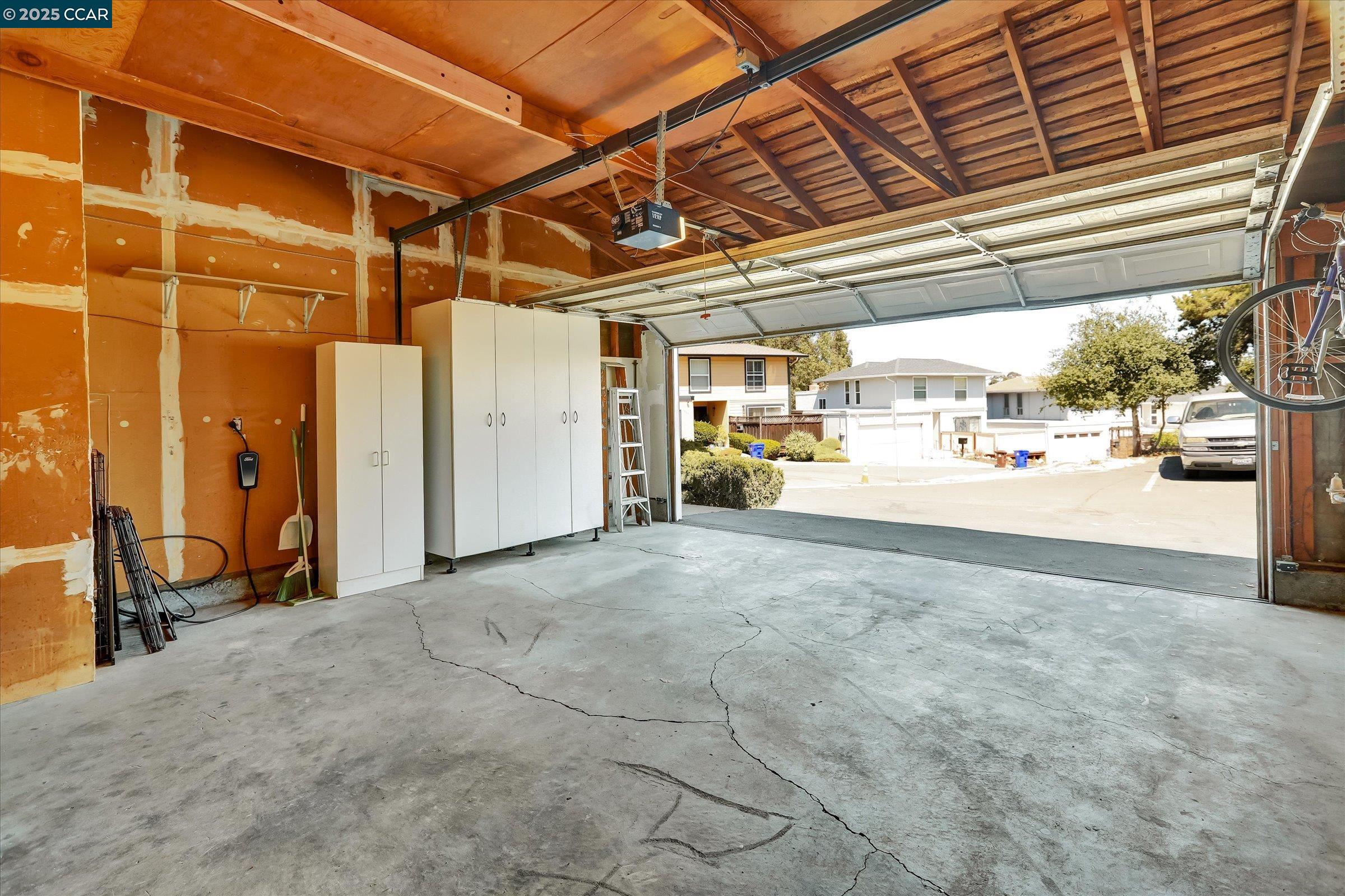 Detail Gallery Image 25 of 25 For 1000 View Drive, Richmond,  CA 94803 - 3 Beds | 2/1 Baths