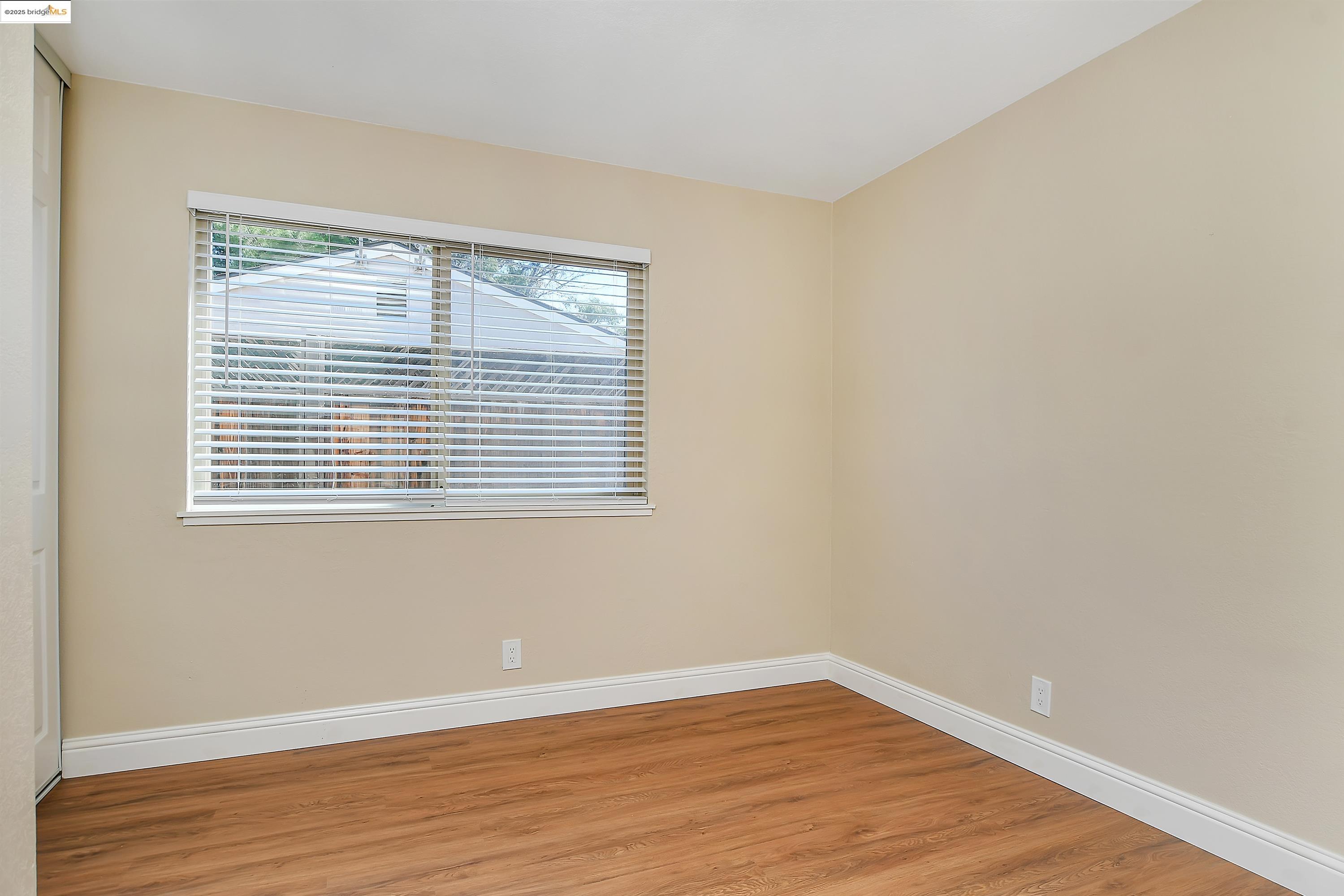 Detail Gallery Image 15 of 29 For 7 Marlin Dr, Pittsburg,  CA 94565 - 4 Beds | 2 Baths