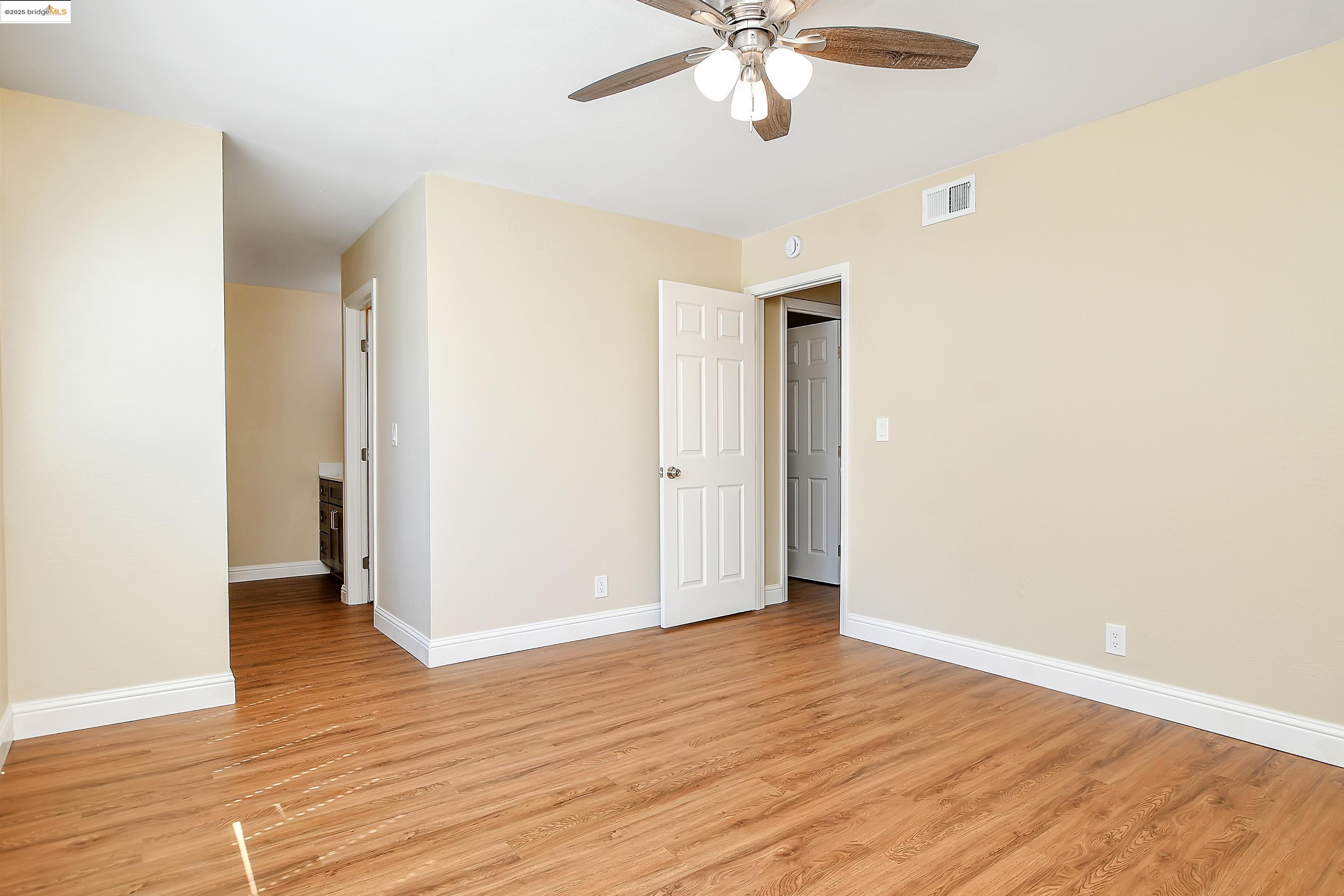 Detail Gallery Image 19 of 29 For 7 Marlin Dr, Pittsburg,  CA 94565 - 4 Beds | 2 Baths