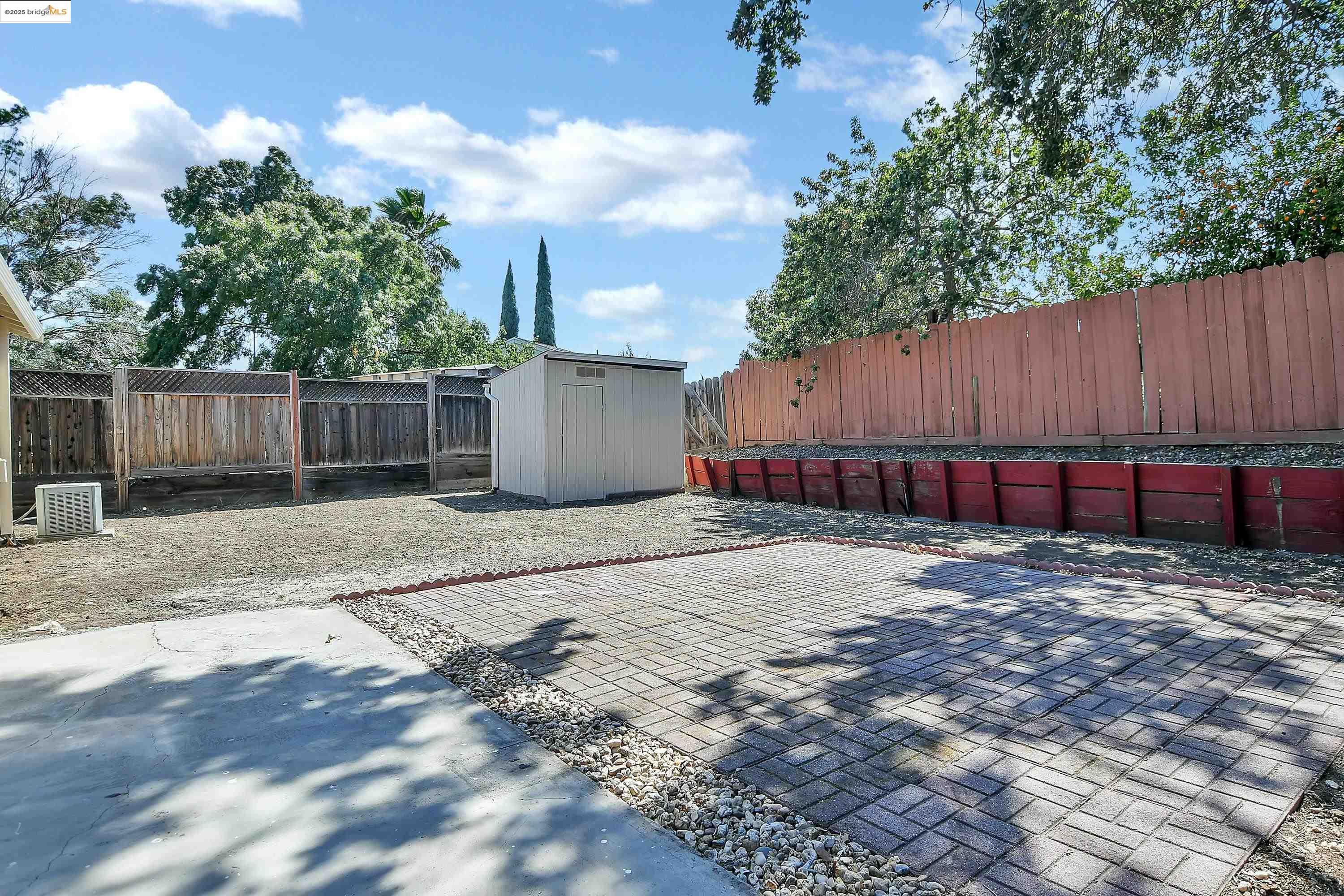 Detail Gallery Image 23 of 29 For 7 Marlin Dr, Pittsburg,  CA 94565 - 4 Beds | 2 Baths