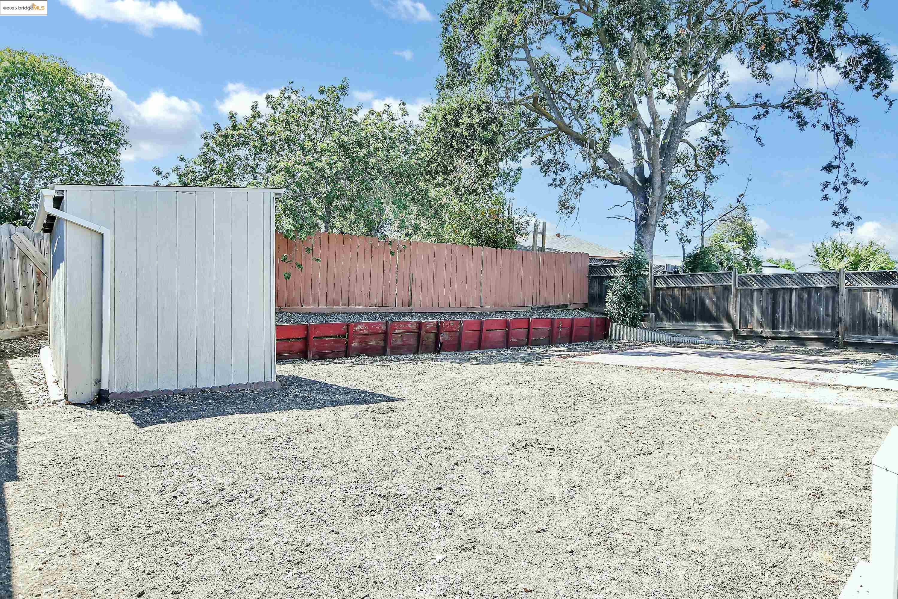 Detail Gallery Image 25 of 29 For 7 Marlin Dr, Pittsburg,  CA 94565 - 4 Beds | 2 Baths