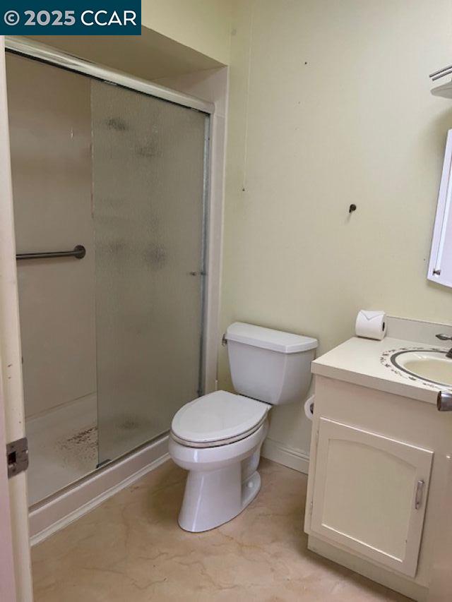 Detail Gallery Image 9 of 13 For 2000 Pine Knoll Dr #2,  Walnut Creek,  CA 94595 - 2 Beds | 1/1 Baths
