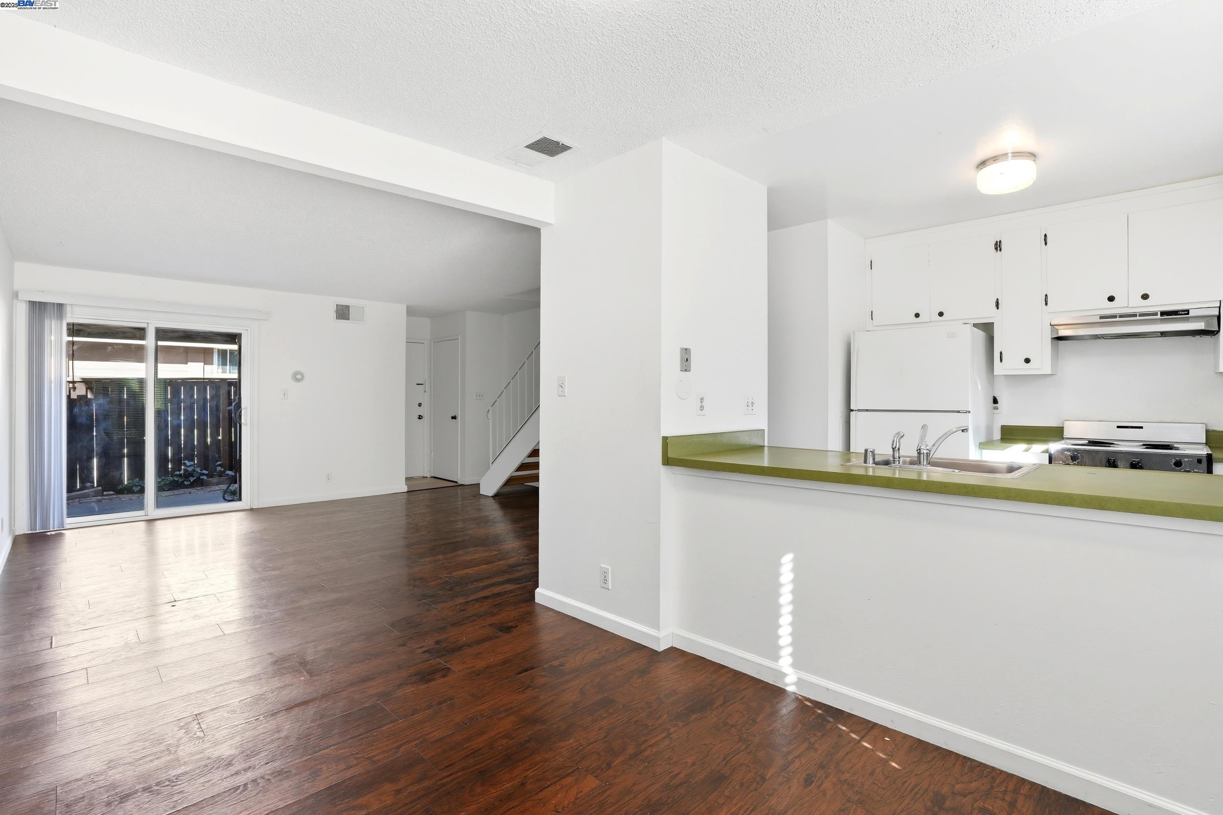 Photo #4: 41109817 Listing 