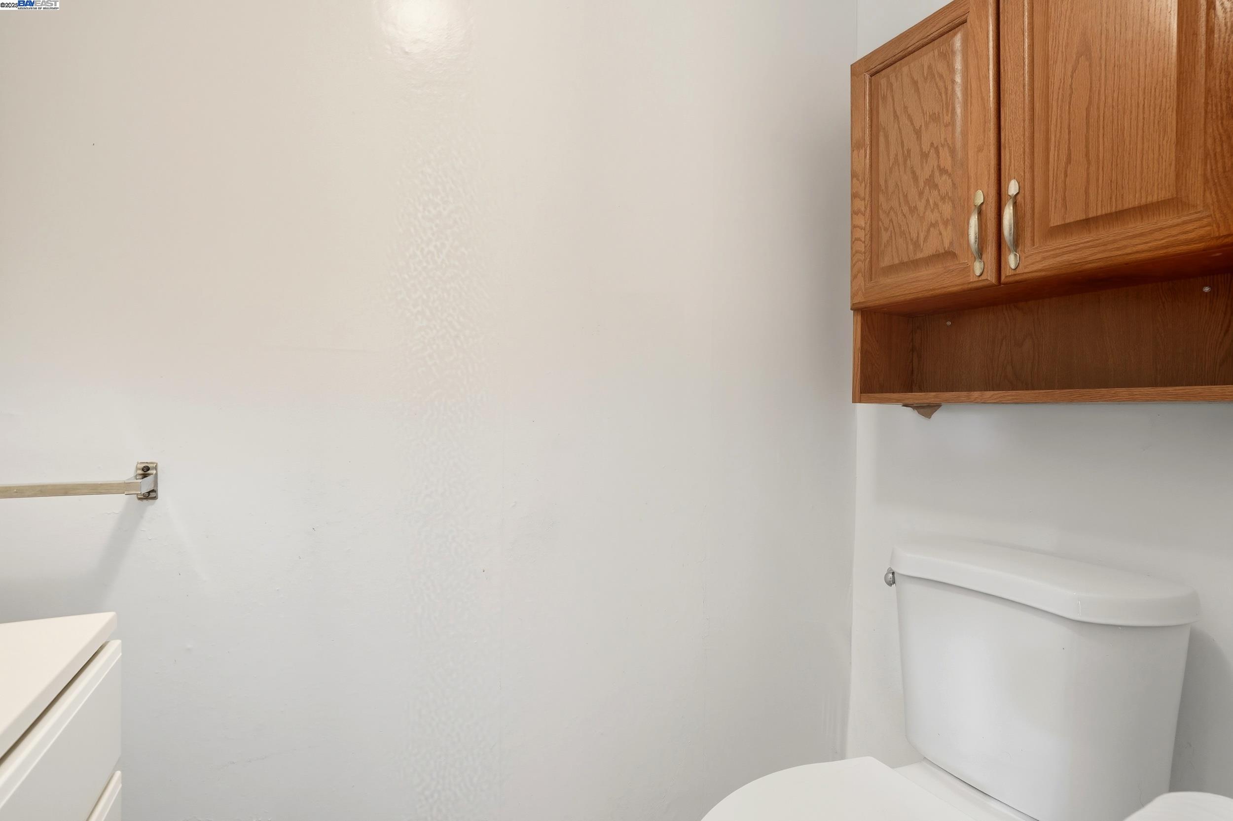 Detail Gallery Image 8 of 23 For 2067 Olivera Rd #B,  Concord,  CA 94520 - 2 Beds | 1/1 Baths