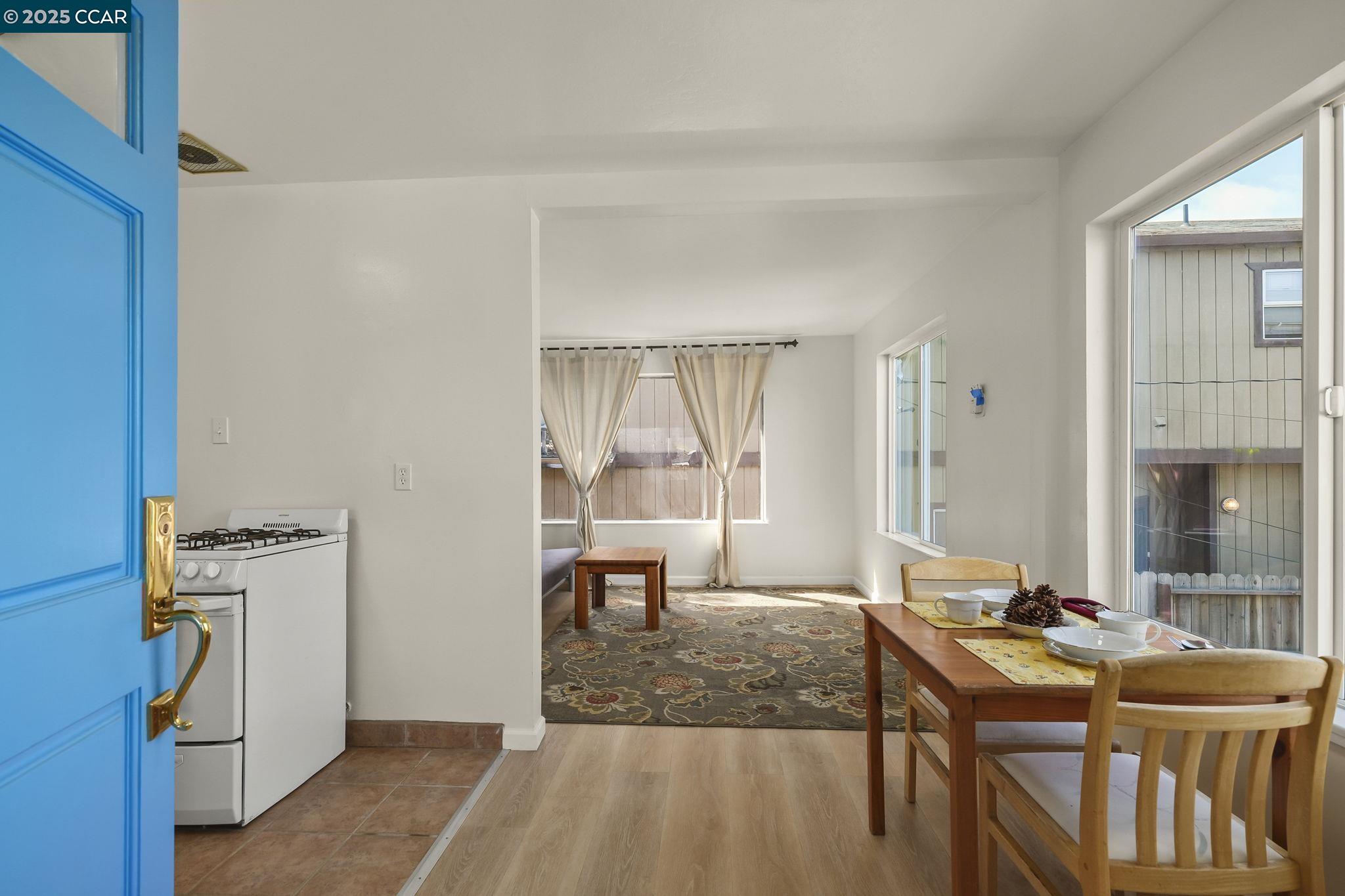 Detail Gallery Image 8 of 29 For 1618 Beau Rivage, San Pablo,  CA 94806 - 1 Beds | 1 Baths