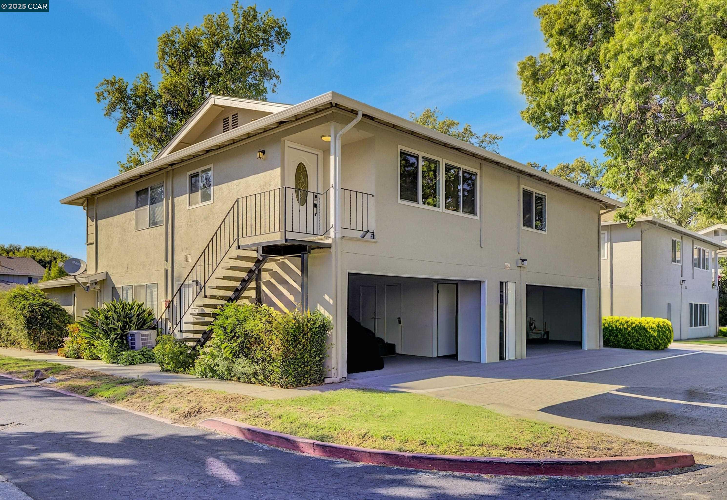 MLS: 41109821 Condo For Sale