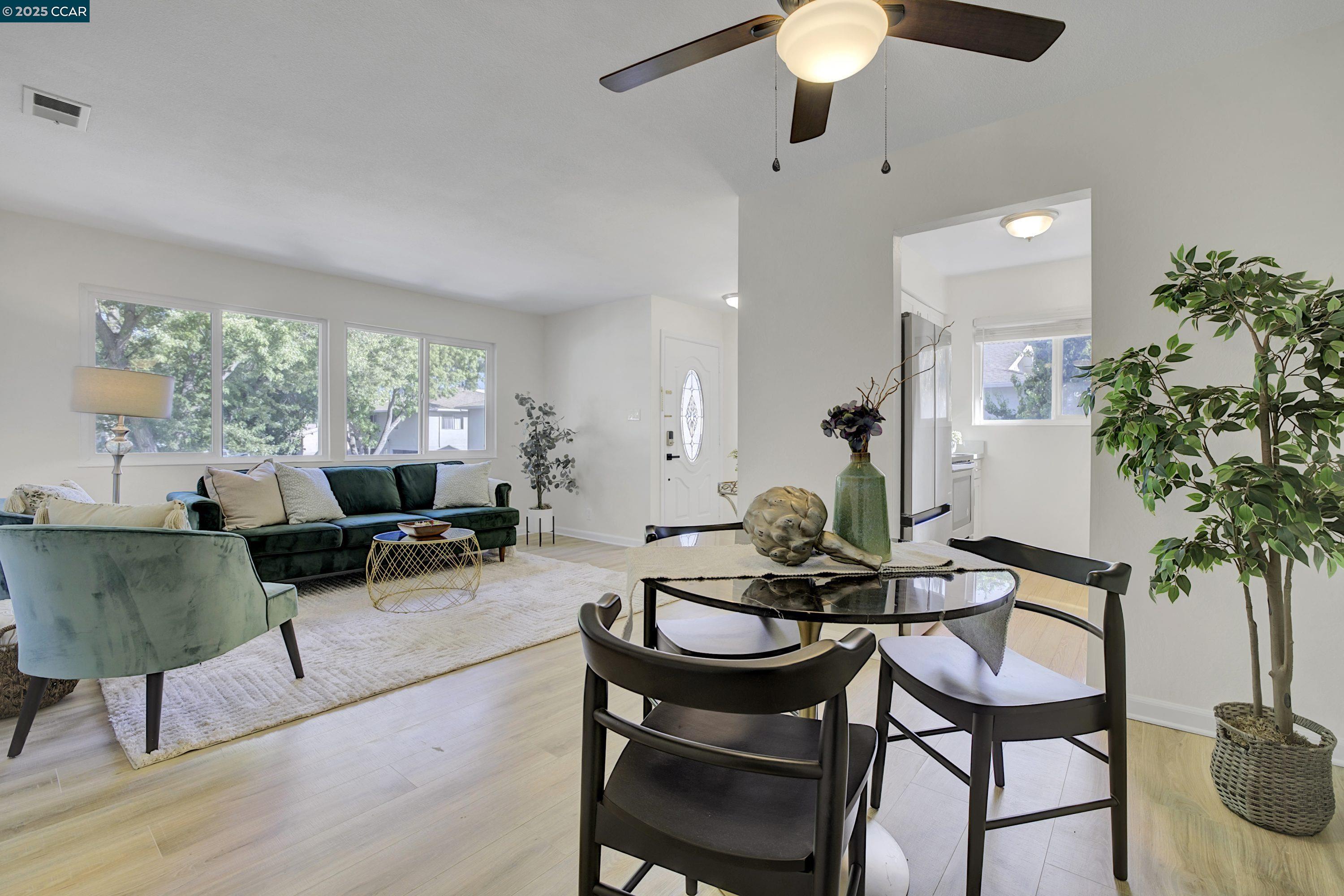 Photo #11: 41109821 Listing: Photo #11