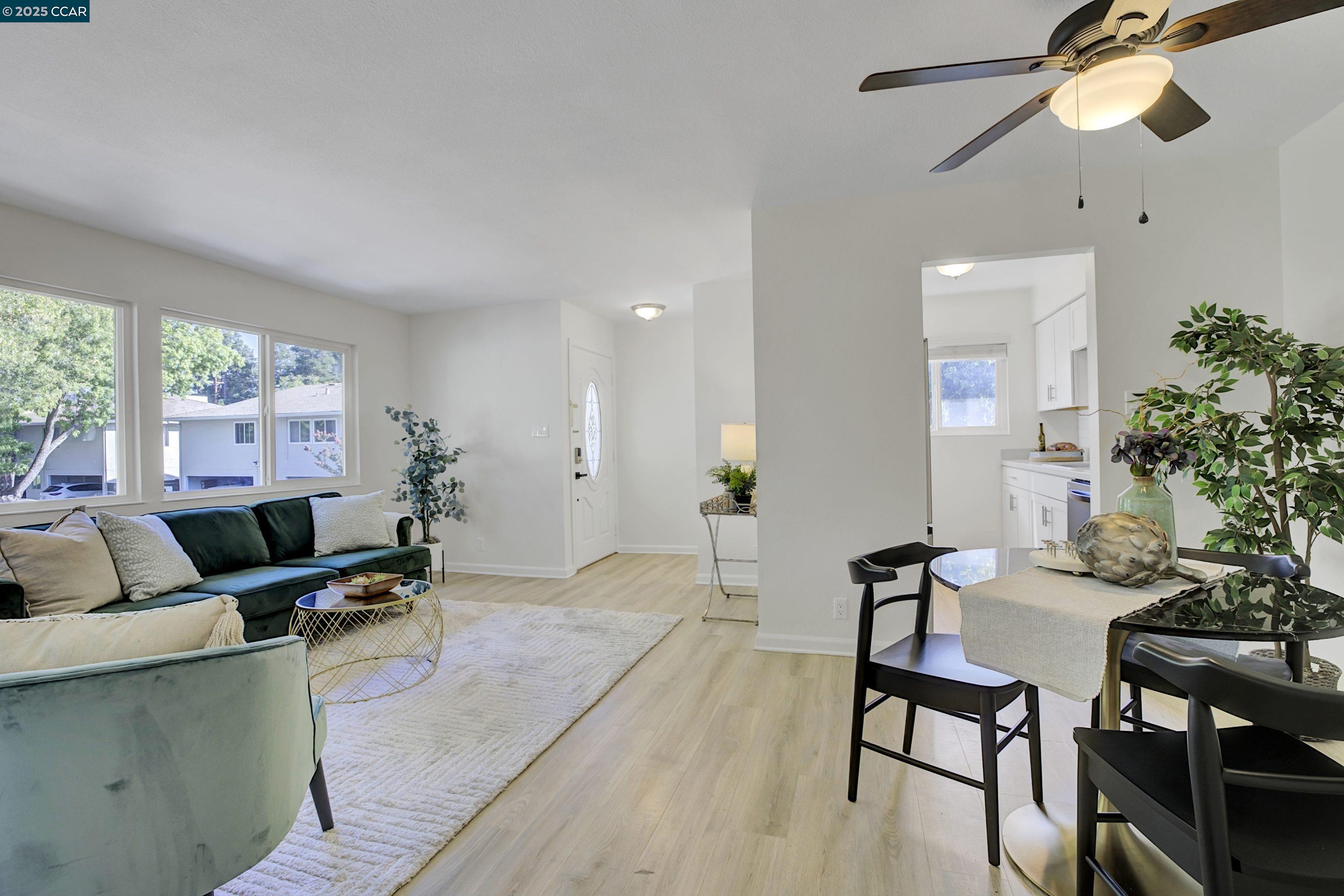 Photo #8: 41109821 Listing: Photo #8