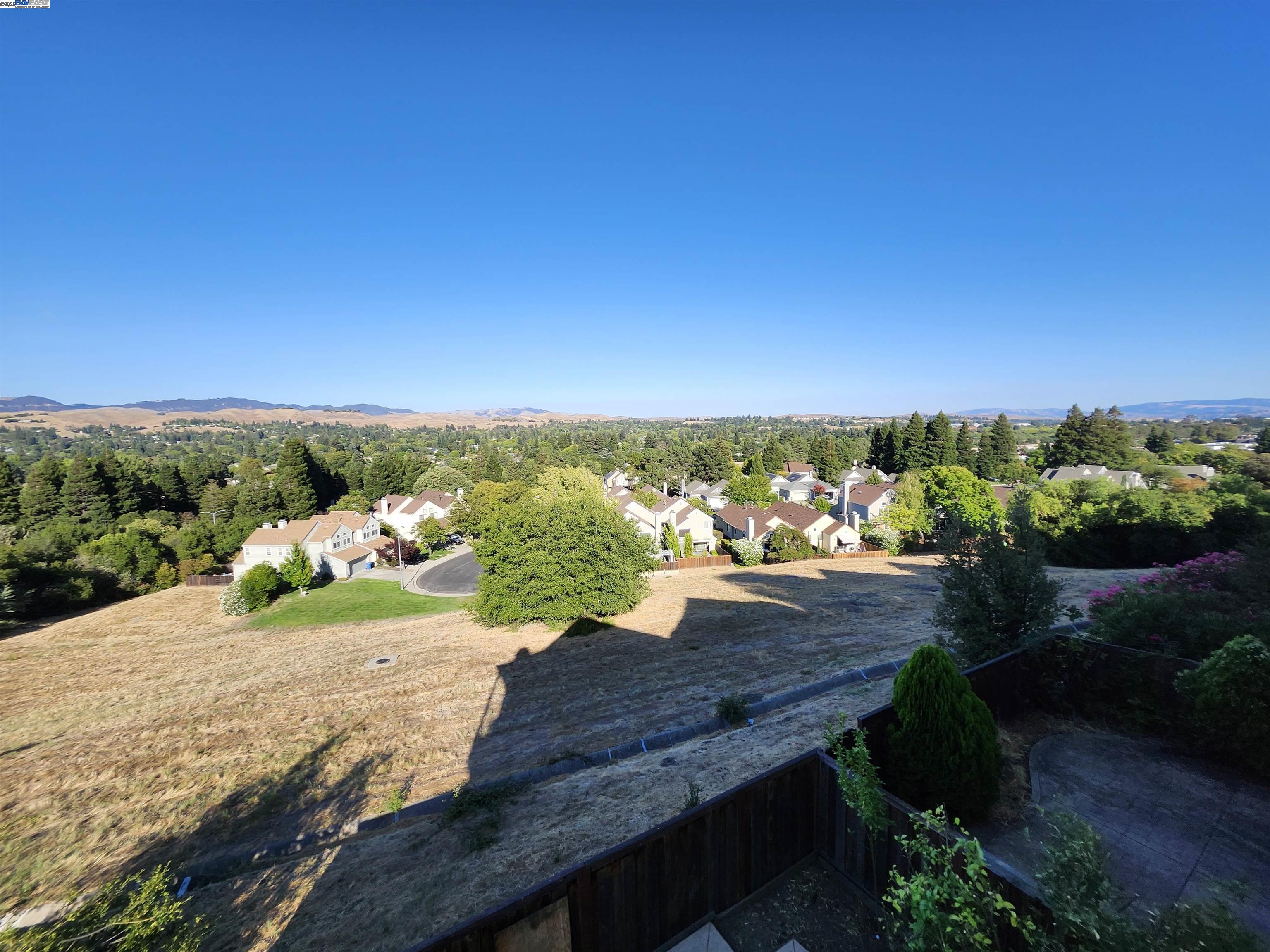 Detail Gallery Image 19 of 60 For 1823 Mockingbird Pl, Danville,  CA 94526 - 5 Beds | 3/1 Baths