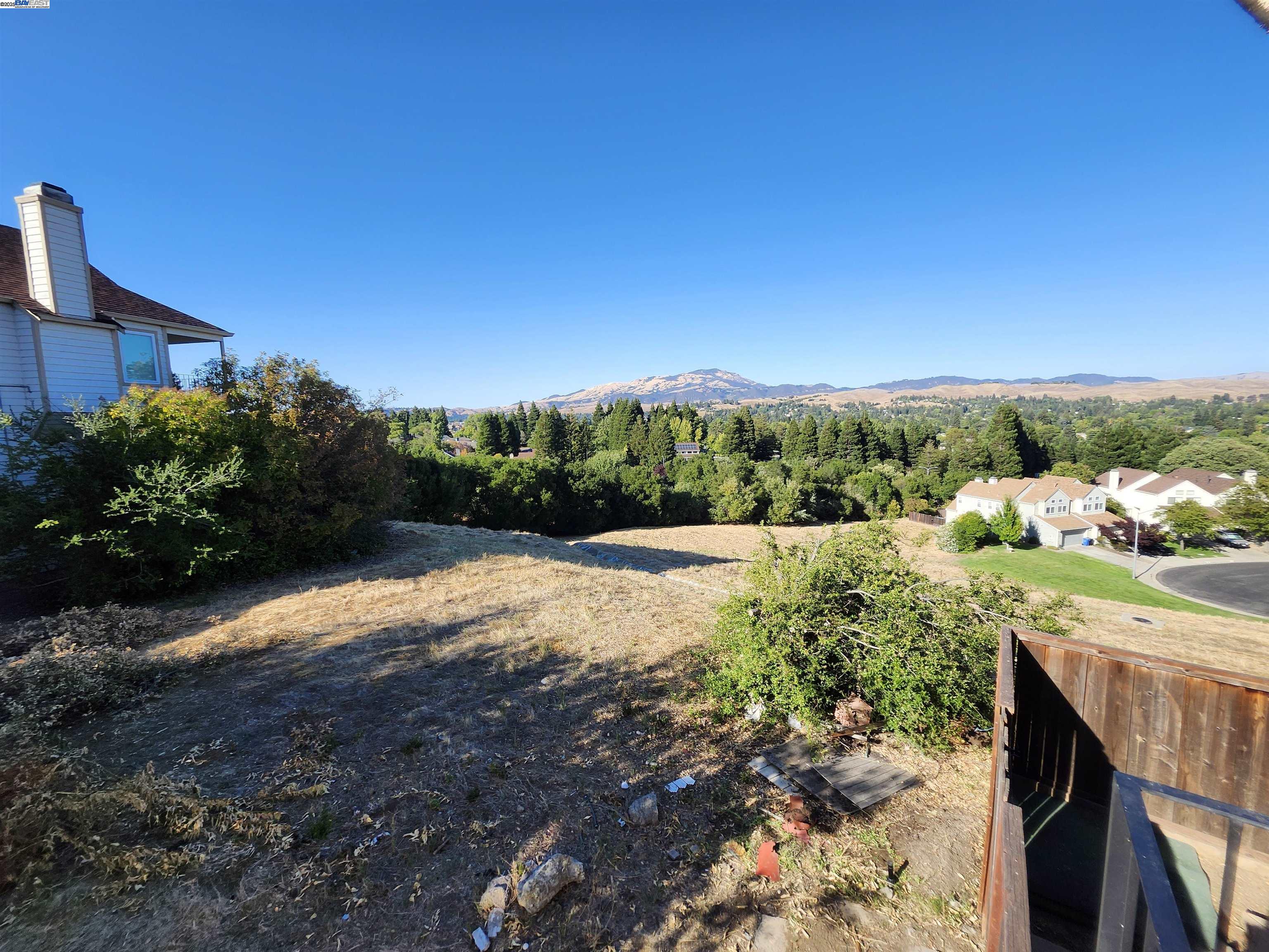 Detail Gallery Image 37 of 60 For 1823 Mockingbird Pl, Danville,  CA 94526 - 5 Beds | 3/1 Baths