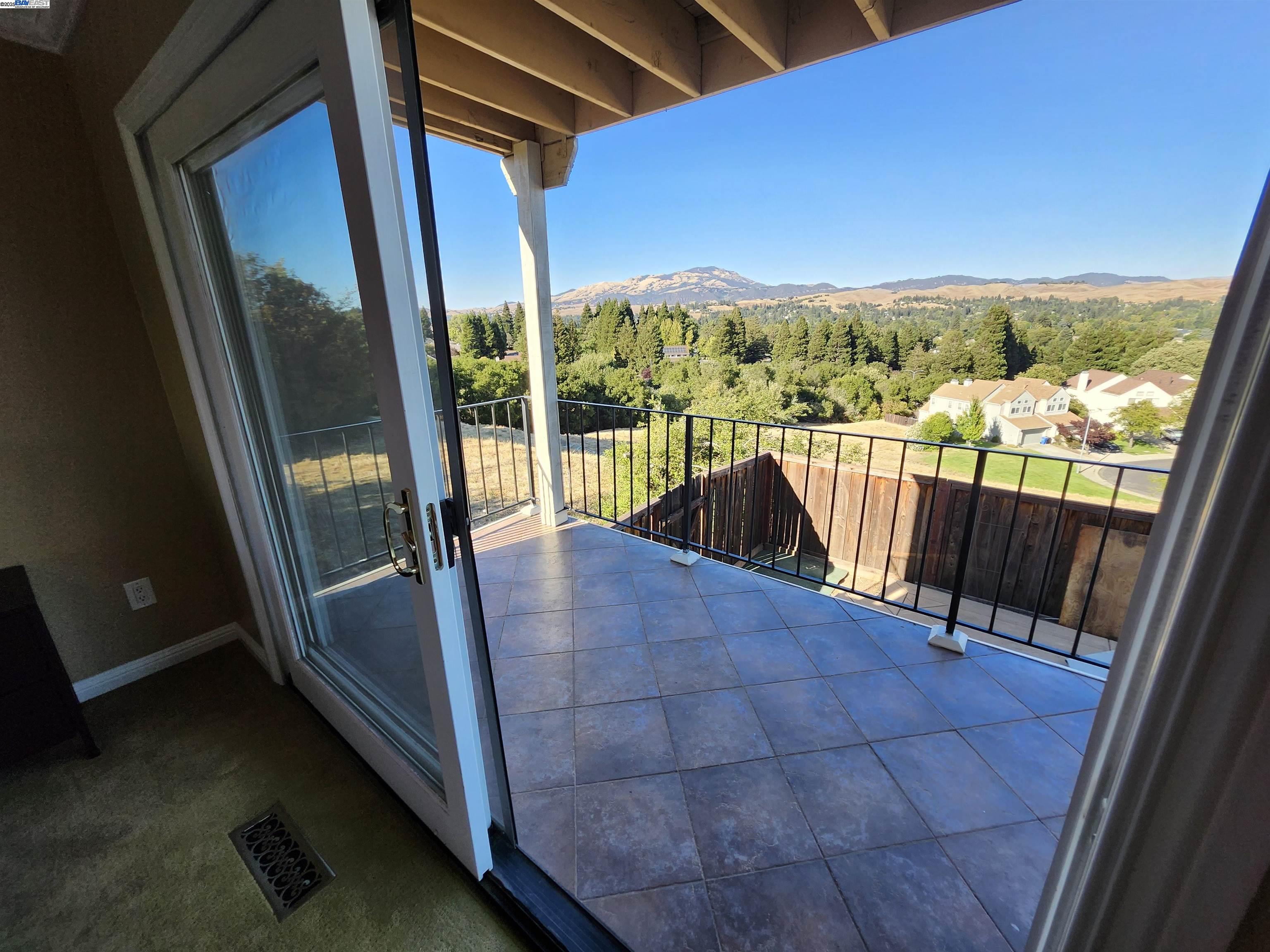 Detail Gallery Image 42 of 60 For 1823 Mockingbird Pl, Danville,  CA 94526 - 5 Beds | 3/1 Baths