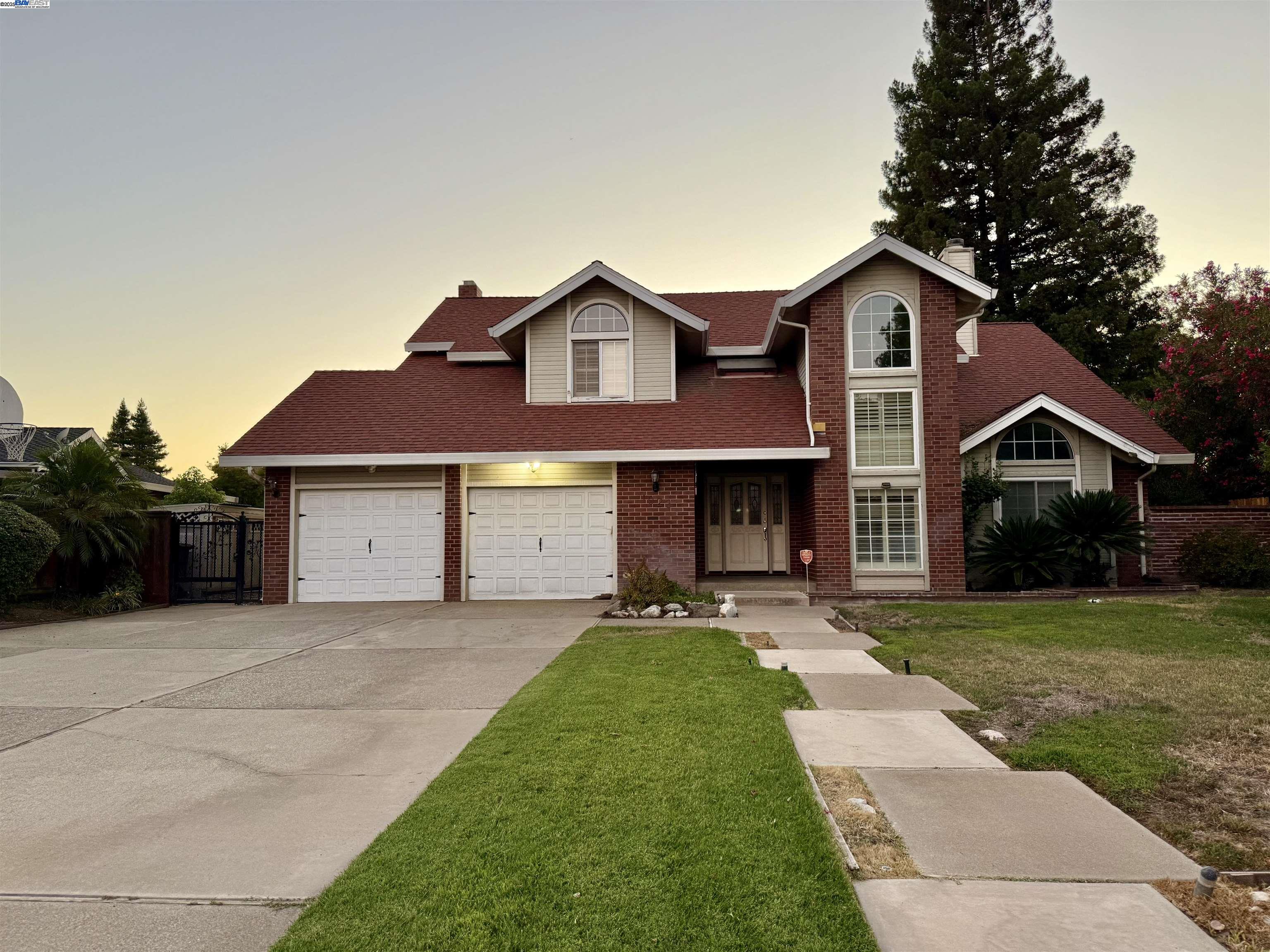 Detail Gallery Image 1 of 5 For 1023 Marsh Creek Lane, Manteca,  CA 95366 - 4 Beds | 2/1 Baths