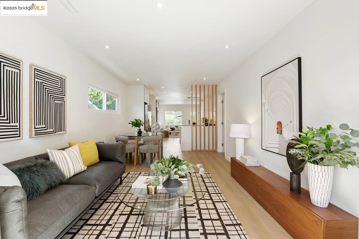 Detail Gallery Image 20 of 43 For 528 Ruby St, Redwood City,  CA 94062 - 2 Beds | 2 Baths