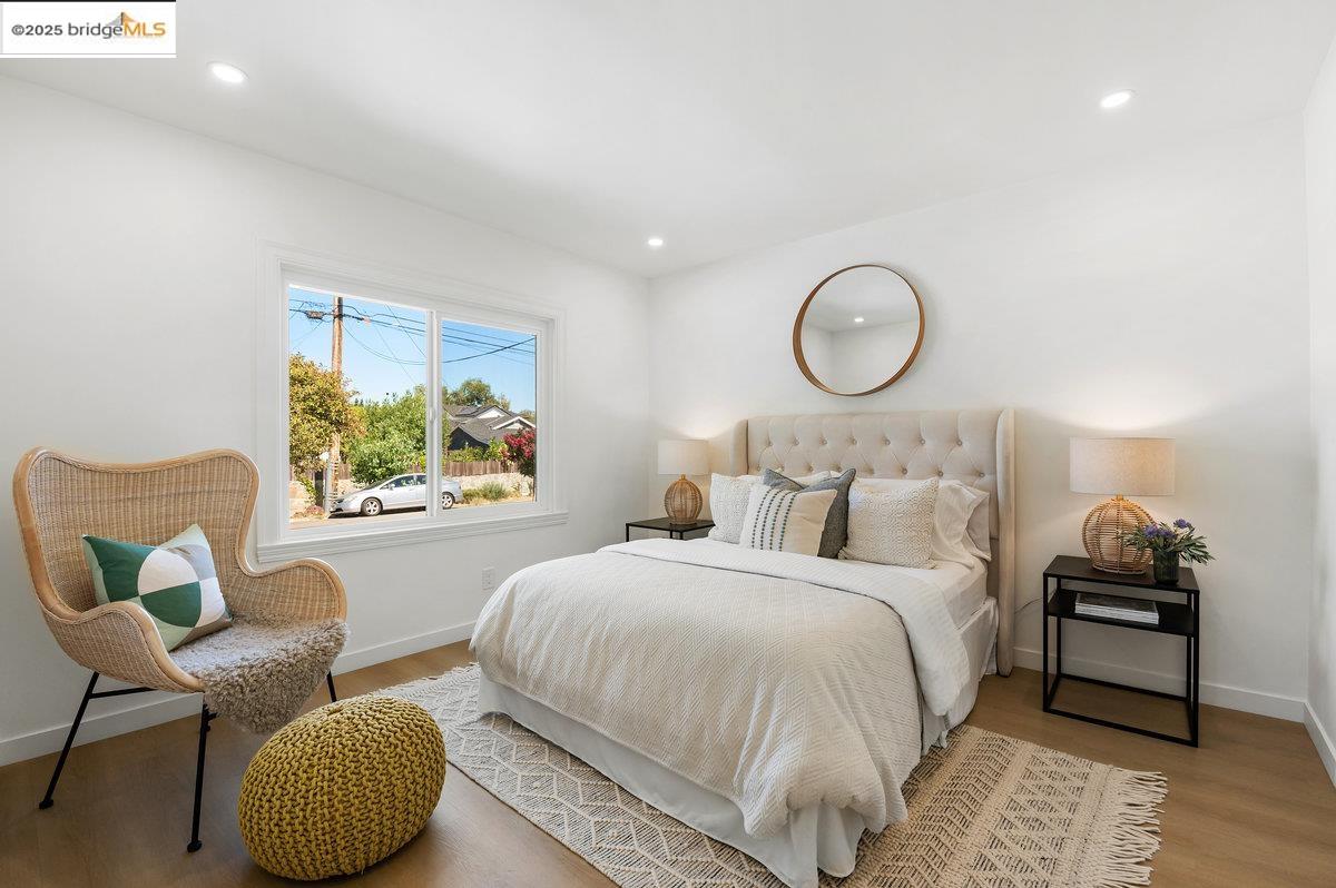 Detail Gallery Image 29 of 43 For 528 Ruby St, Redwood City,  CA 94062 - 2 Beds | 2 Baths