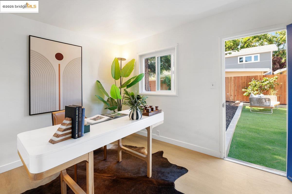 Detail Gallery Image 34 of 43 For 528 Ruby St, Redwood City,  CA 94062 - 2 Beds | 2 Baths