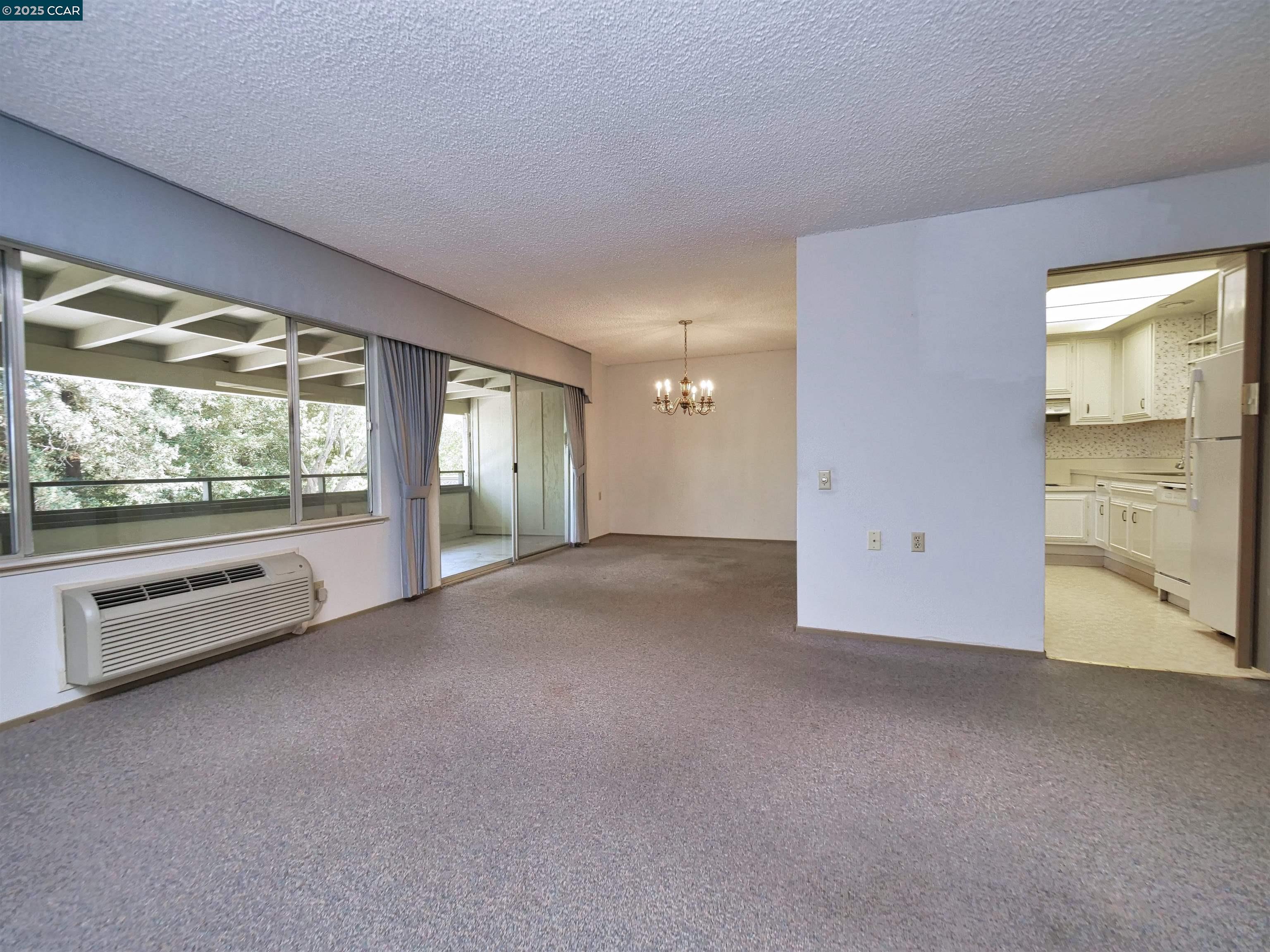 Photo #13: 41109835 Listing: Photo #13