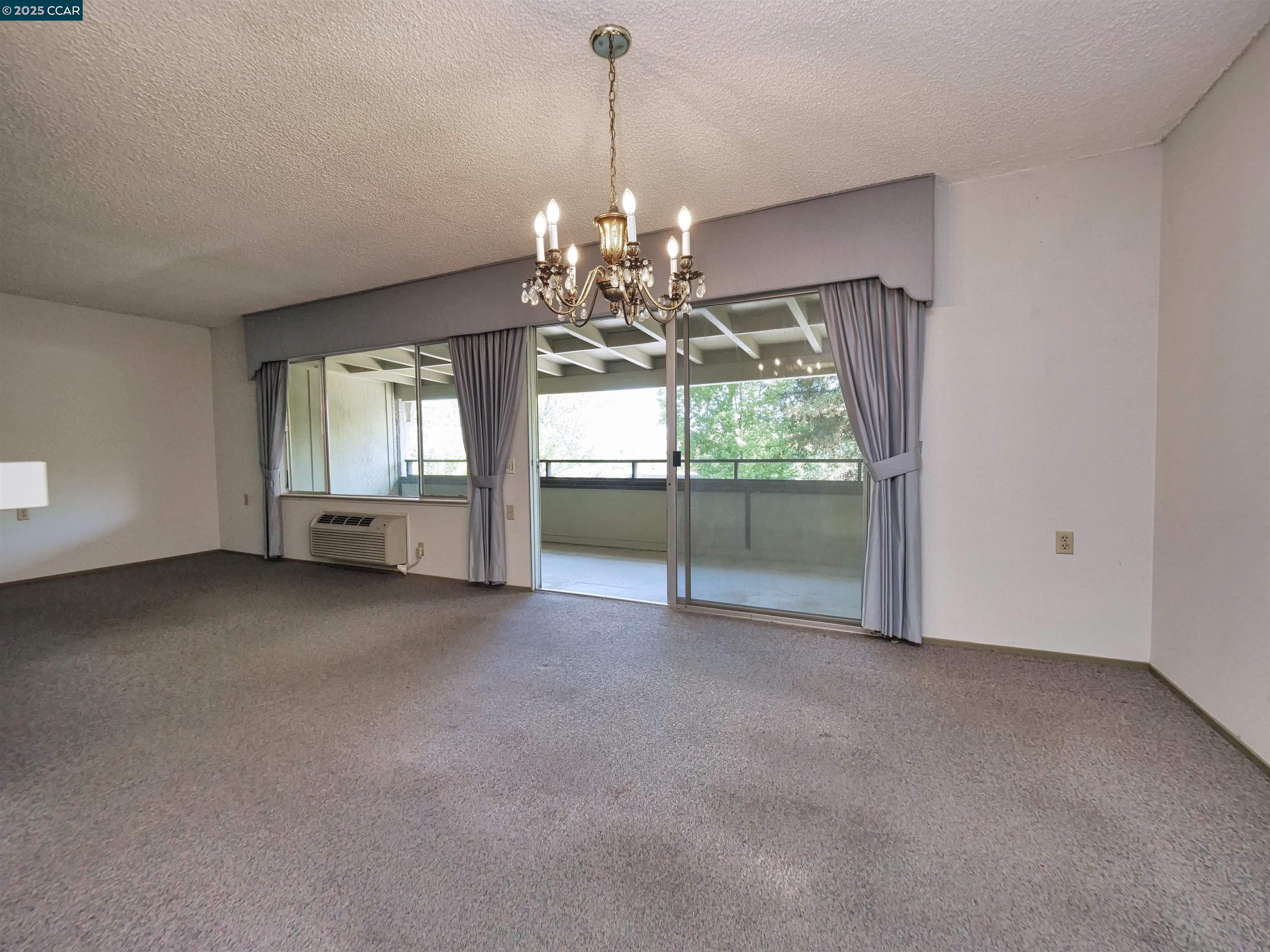 Photo #16: 41109835 Listing: Photo #16