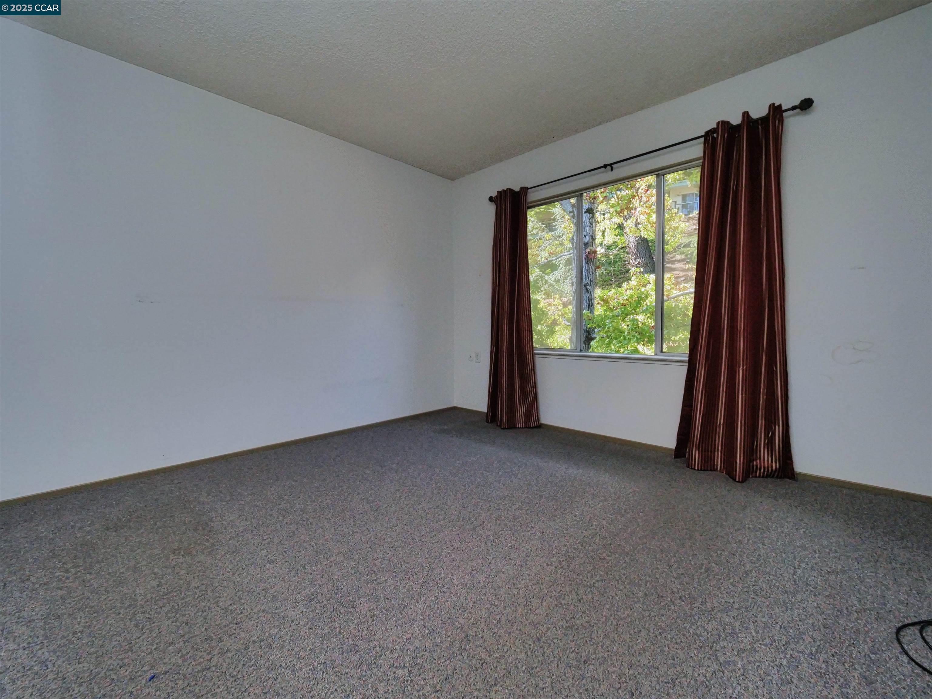 Photo #33: 41109835 Listing: Photo #33