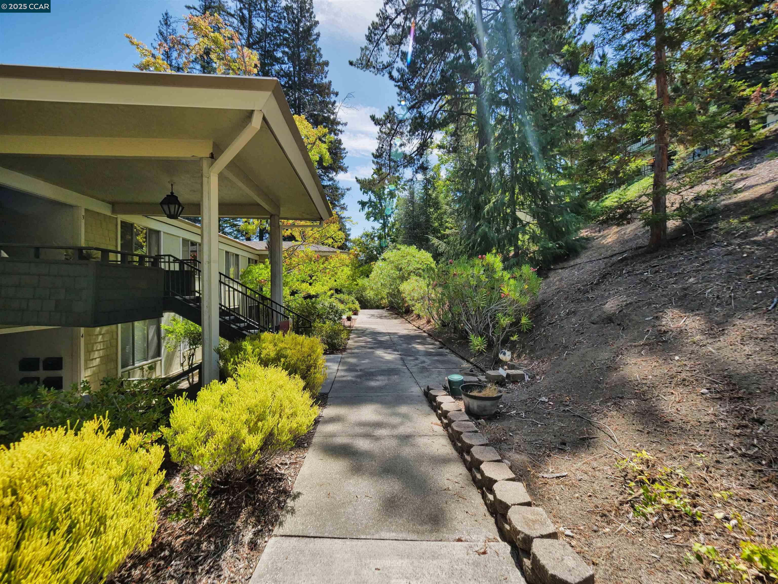 Photo #5: 41109835 Listing 