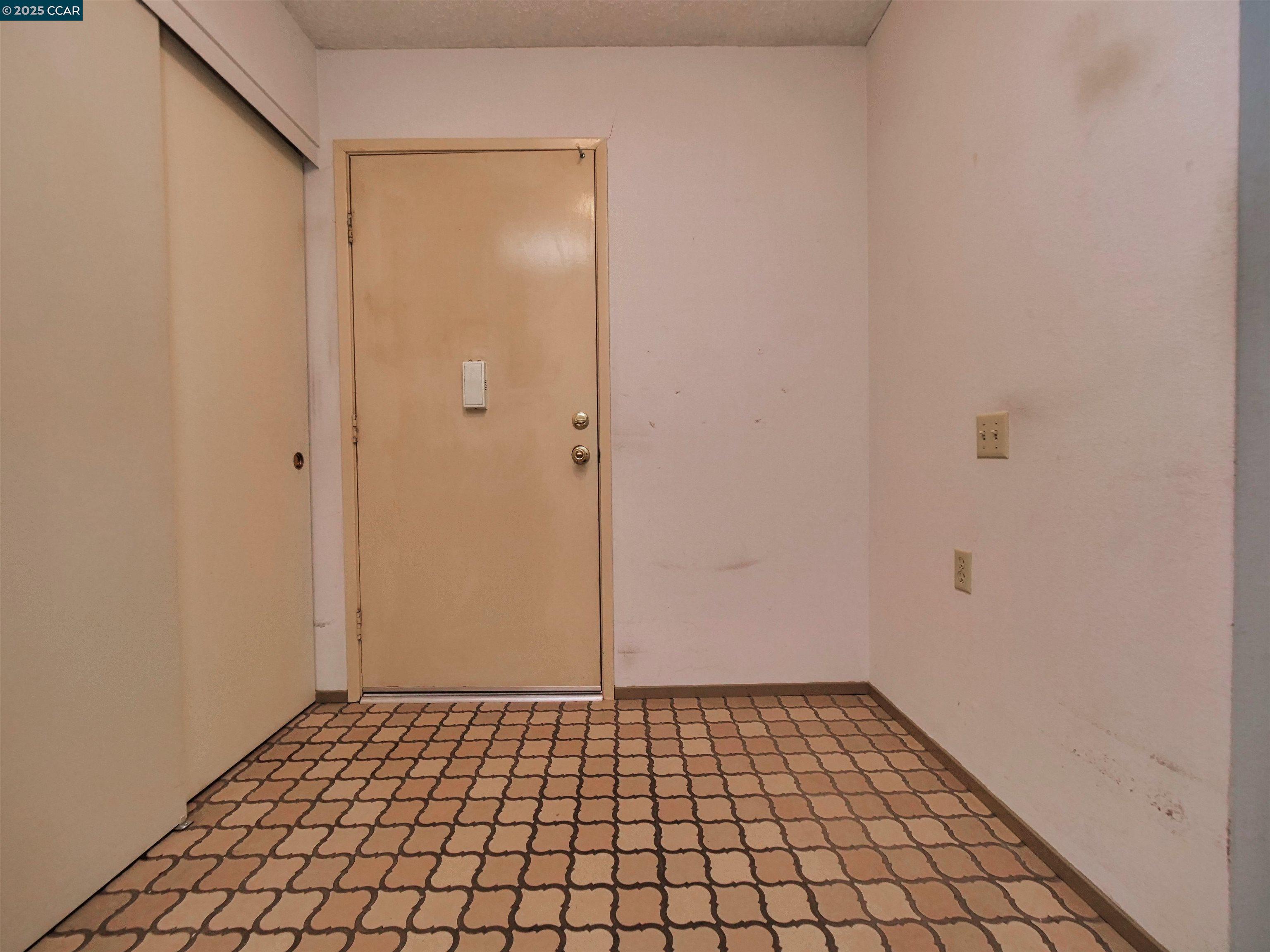 Photo #10: 41109835 Listing: Photo #10