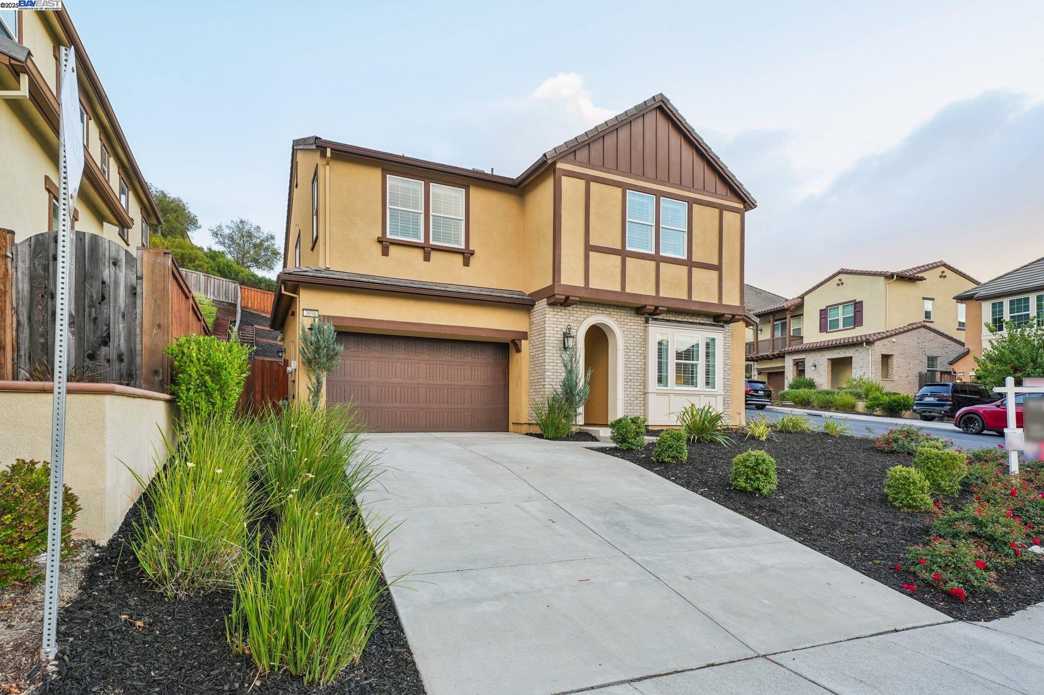 Detail Gallery Image 3 of 60 For 3898 Highpointe Ct, Dublin,  CA 94568 - 4 Beds | 4 Baths