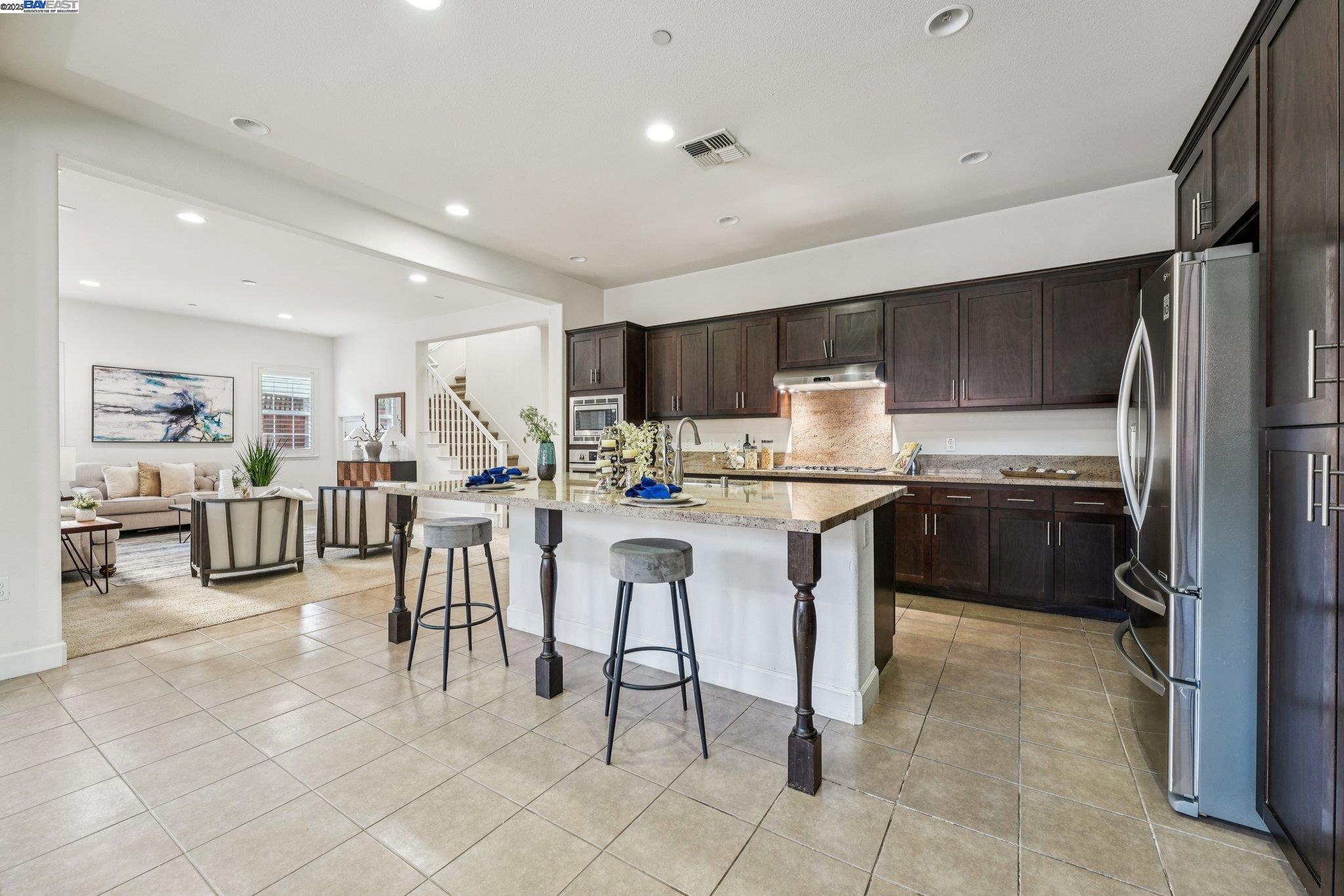Detail Gallery Image 21 of 60 For 3898 Highpointe Ct, Dublin,  CA 94568 - 4 Beds | 4 Baths