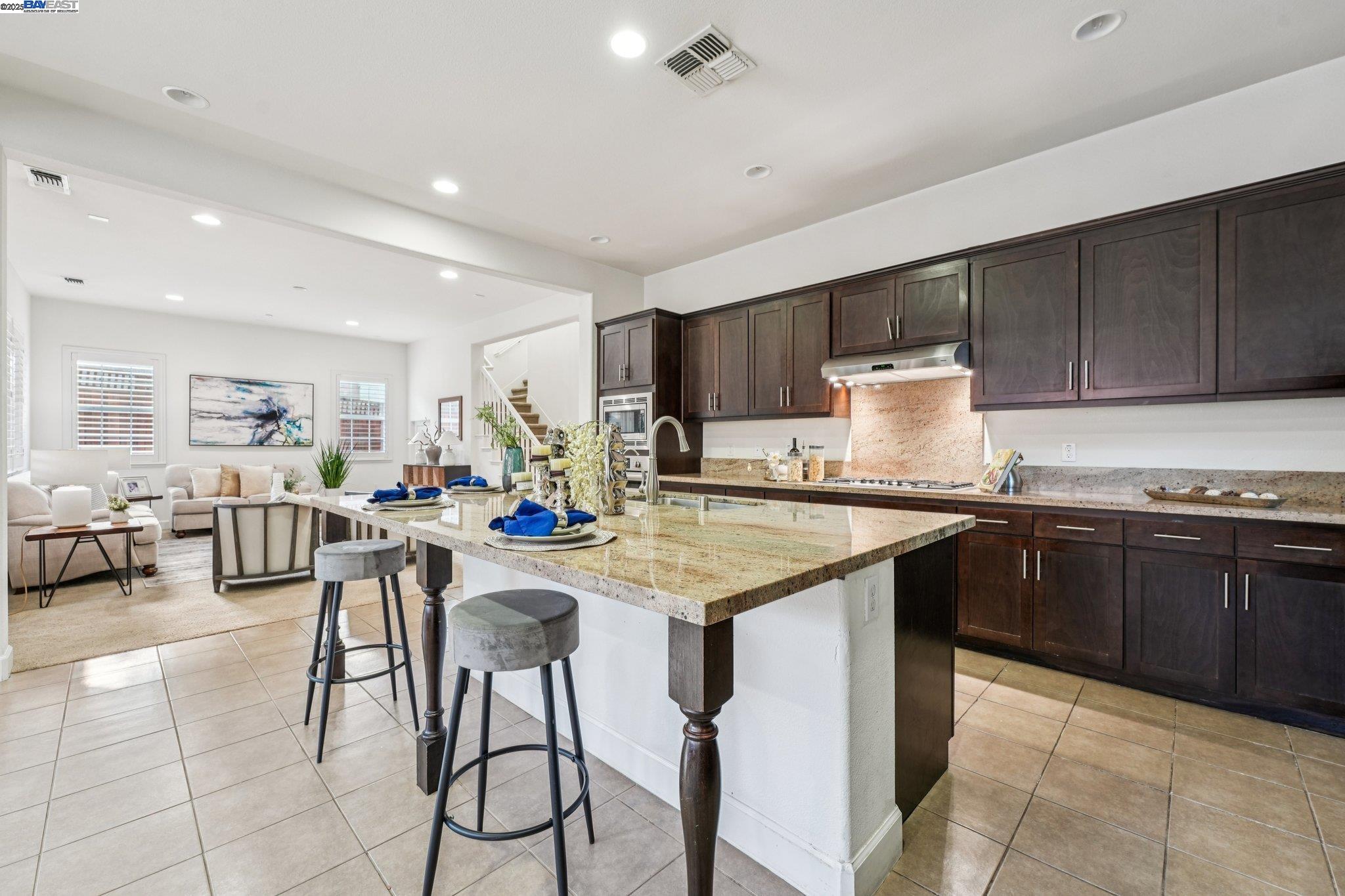 Detail Gallery Image 22 of 60 For 3898 Highpointe Ct, Dublin,  CA 94568 - 4 Beds | 4 Baths