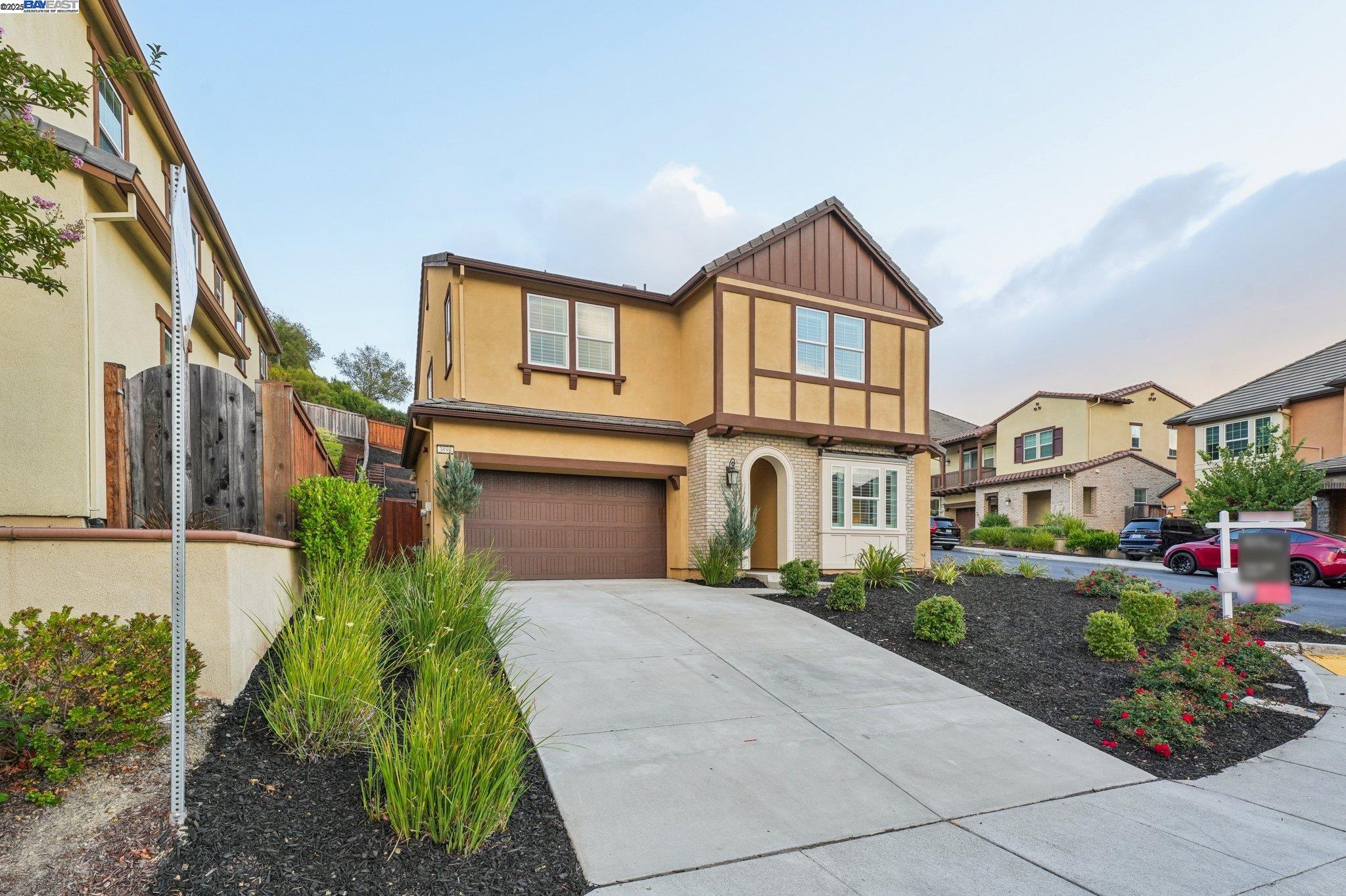 Detail Gallery Image 4 of 60 For 3898 Highpointe Ct, Dublin,  CA 94568 - 4 Beds | 4 Baths