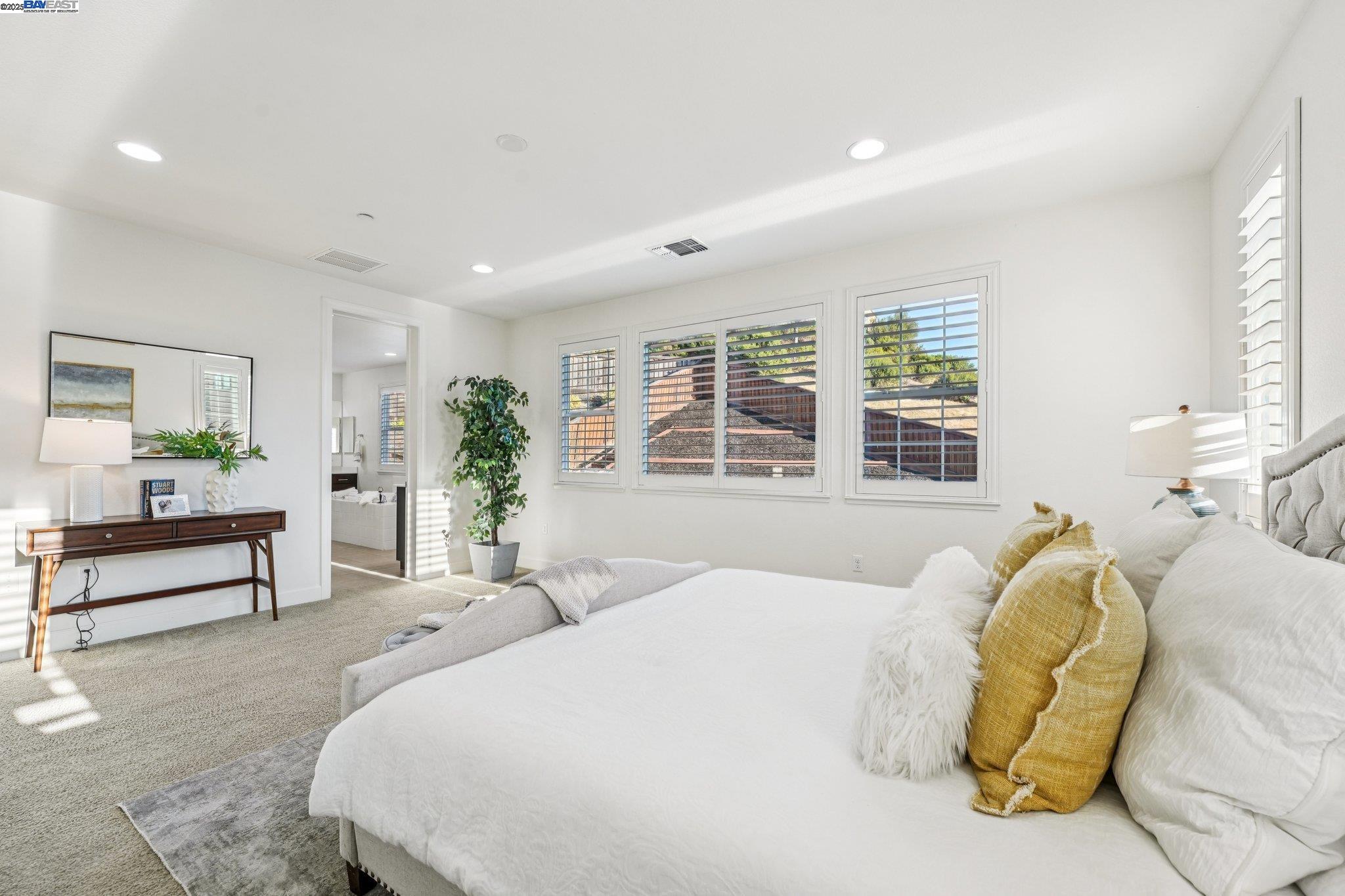 Detail Gallery Image 34 of 60 For 3898 Highpointe Ct, Dublin,  CA 94568 - 4 Beds | 4 Baths