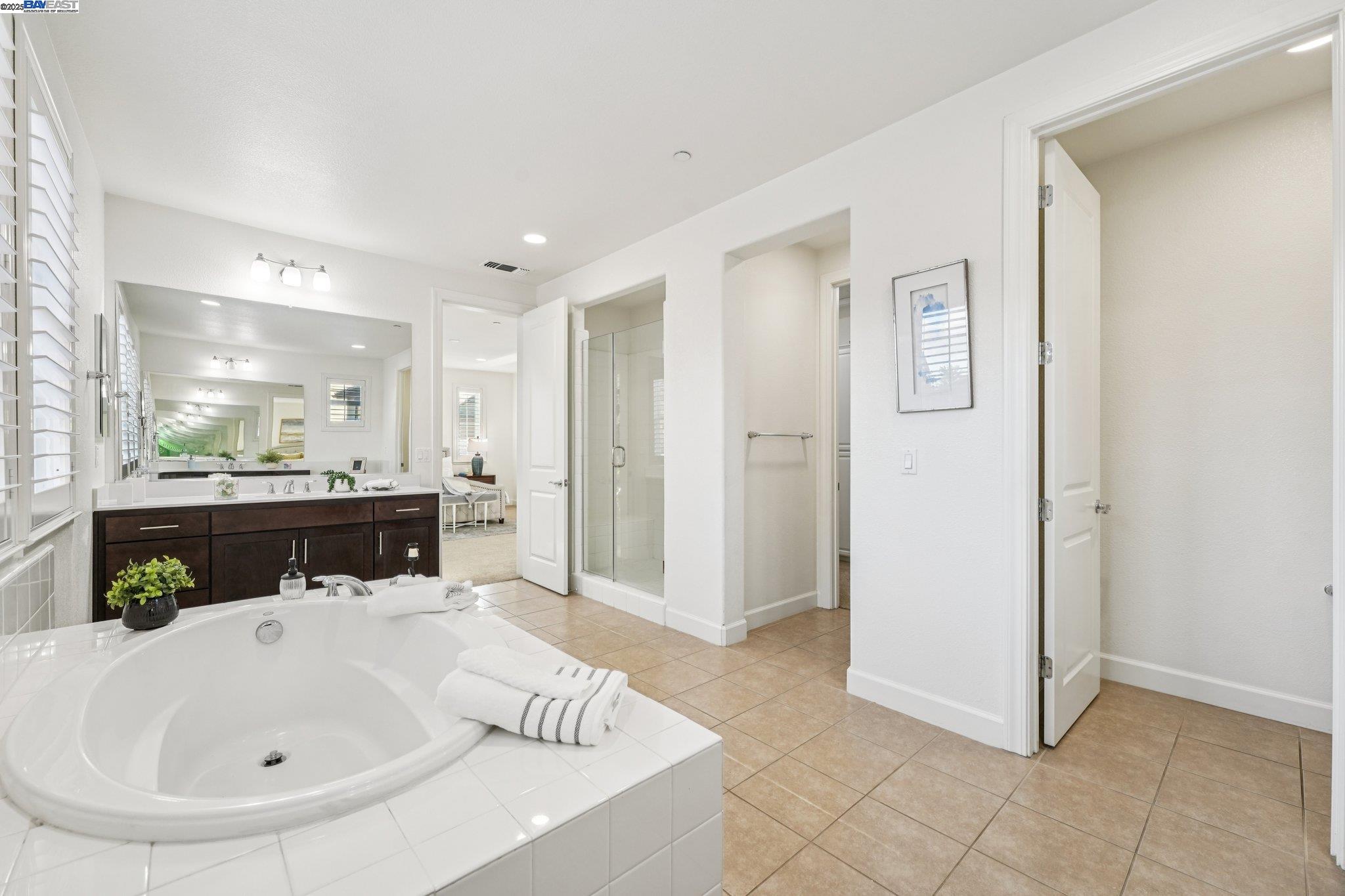 Detail Gallery Image 40 of 60 For 3898 Highpointe Ct, Dublin,  CA 94568 - 4 Beds | 4 Baths