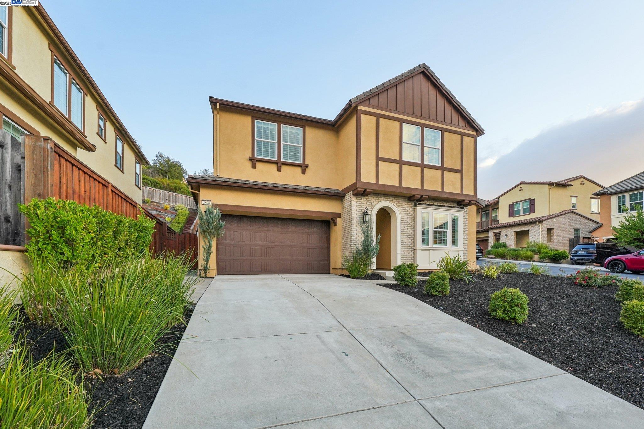 Detail Gallery Image 8 of 60 For 3898 Highpointe Ct, Dublin,  CA 94568 - 4 Beds | 4 Baths