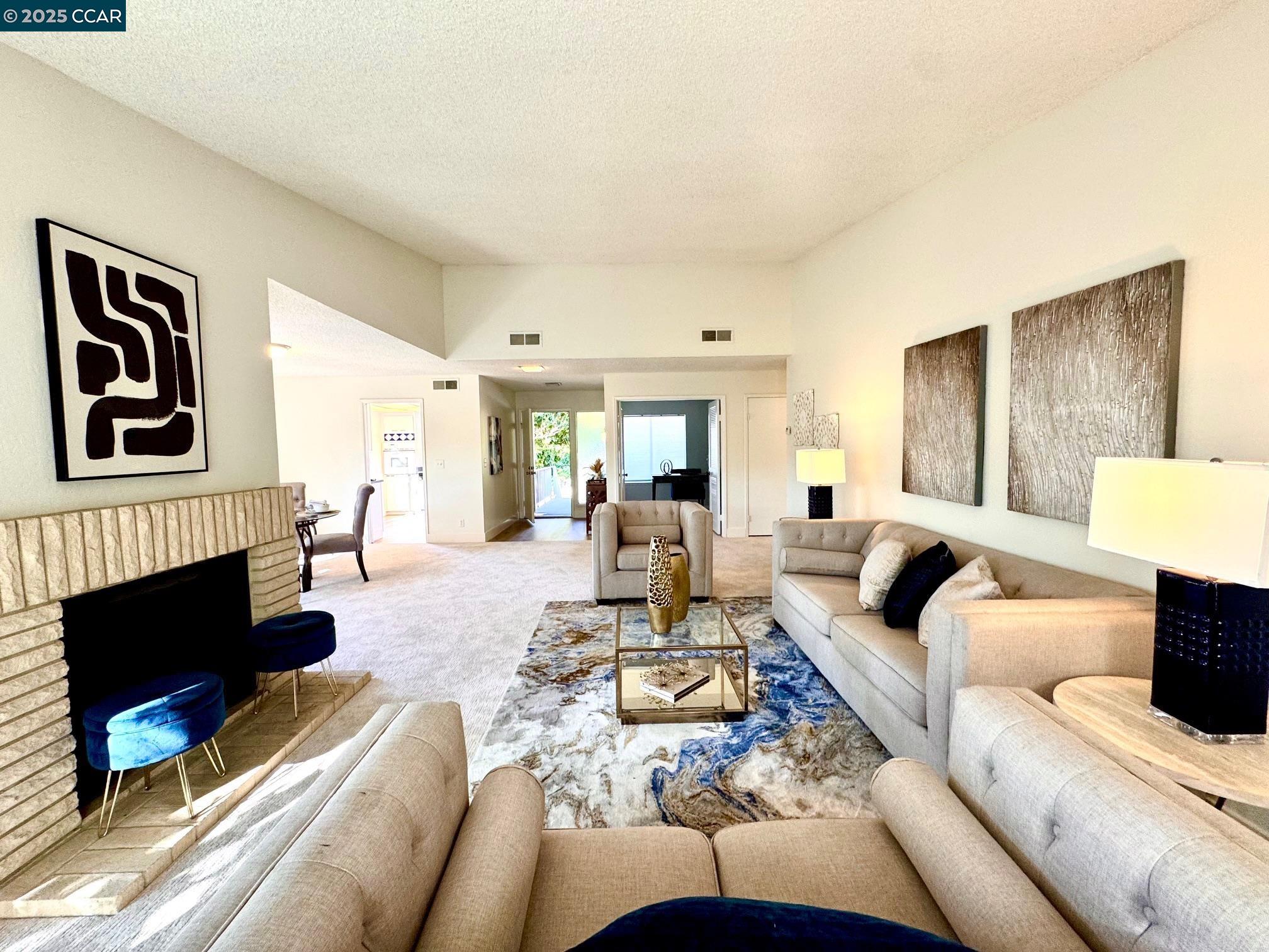 Photo #9: 41109838 Listing: Photo #9