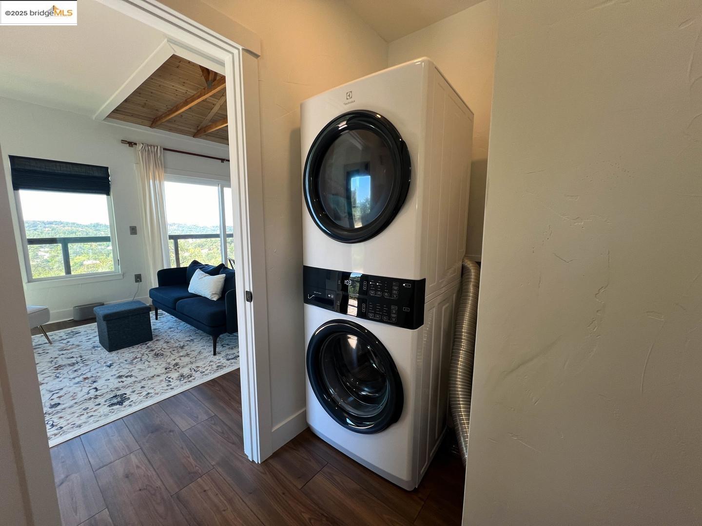 Detail Gallery Image 29 of 38 For 110 Duncan Hill Rd, Auburn,  CA 95603 - 3 Beds | 2/1 Baths