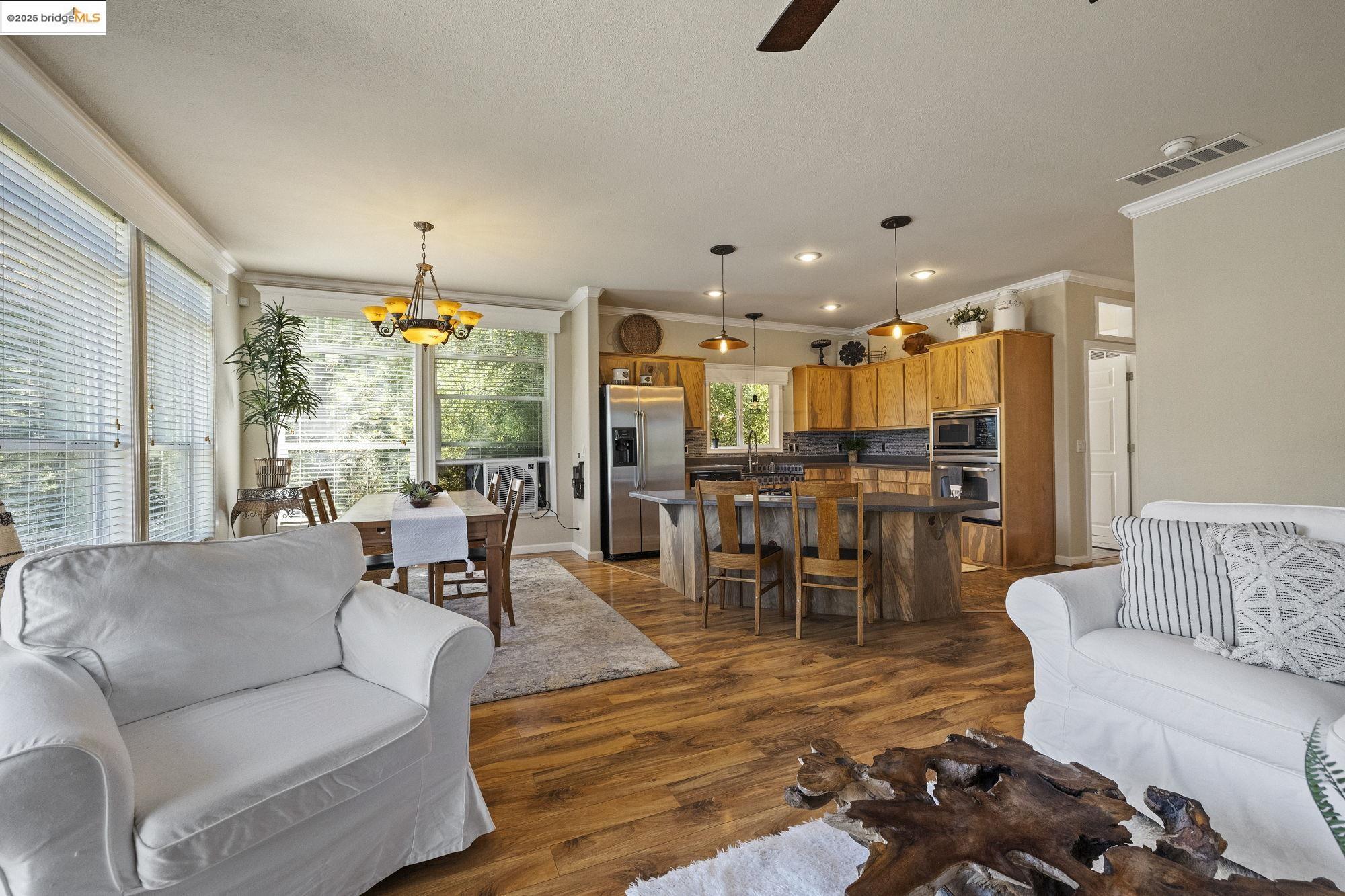 Detail Gallery Image 16 of 44 For 22389 Parrotts Ferry 1, Sonora,  CA 95370 - 3 Beds | 2 Baths