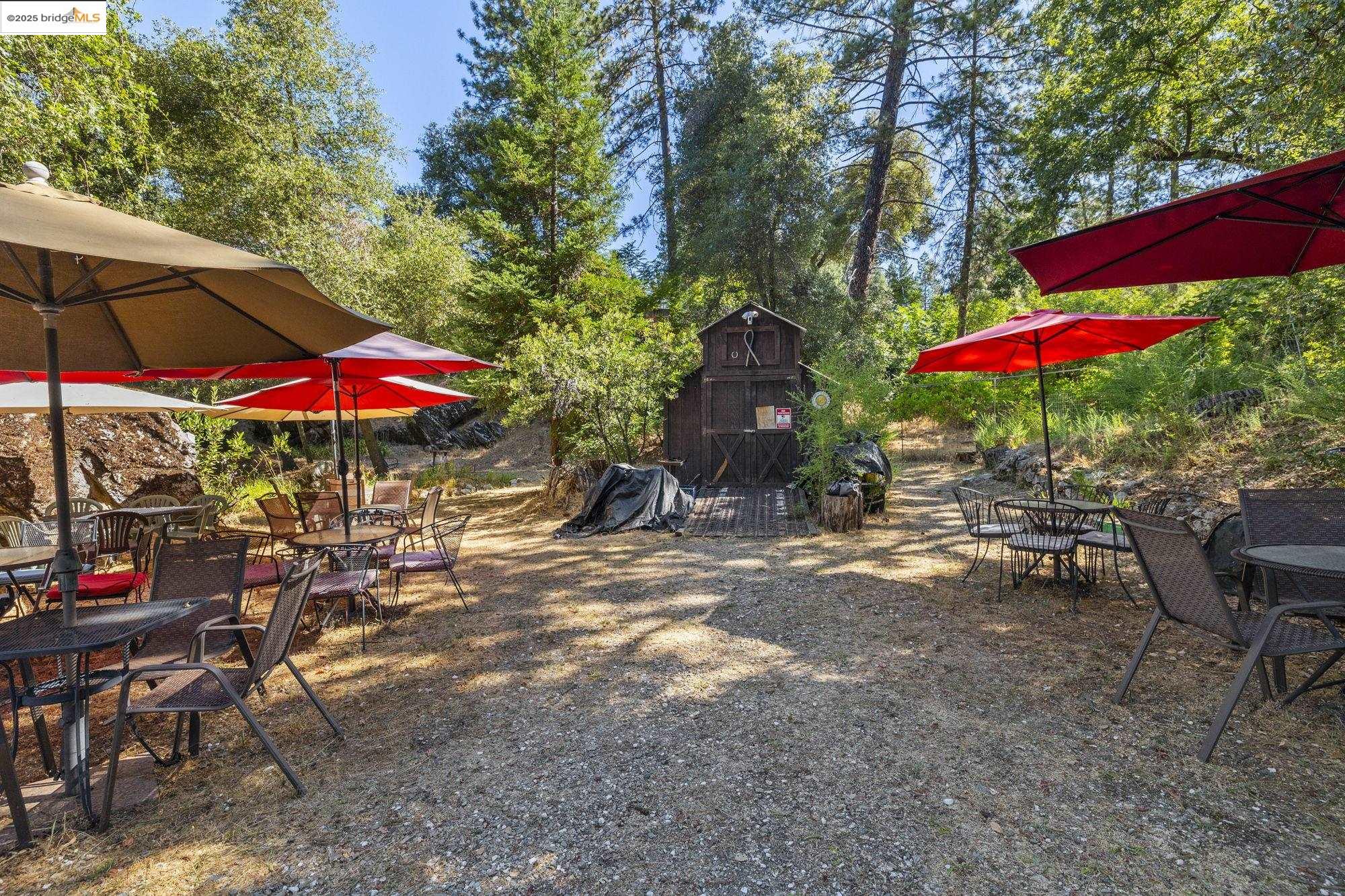 Detail Gallery Image 36 of 44 For 22389 Parrotts Ferry 1, Sonora,  CA 95370 - 3 Beds | 2 Baths