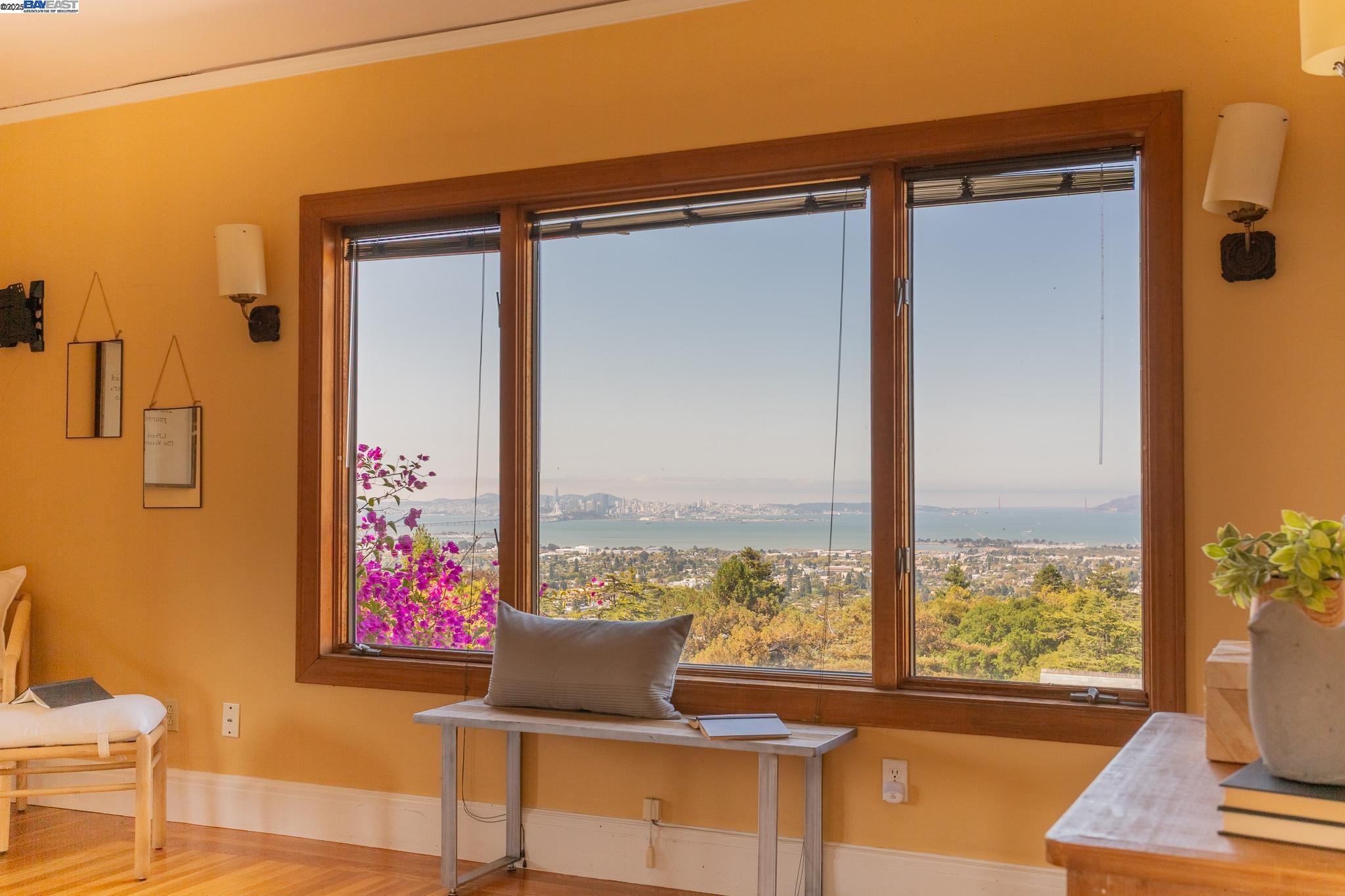 Detail Gallery Image 33 of 44 For 1514 La Loma Ave, Berkeley,  CA 94708 - 4 Beds | 4 Baths