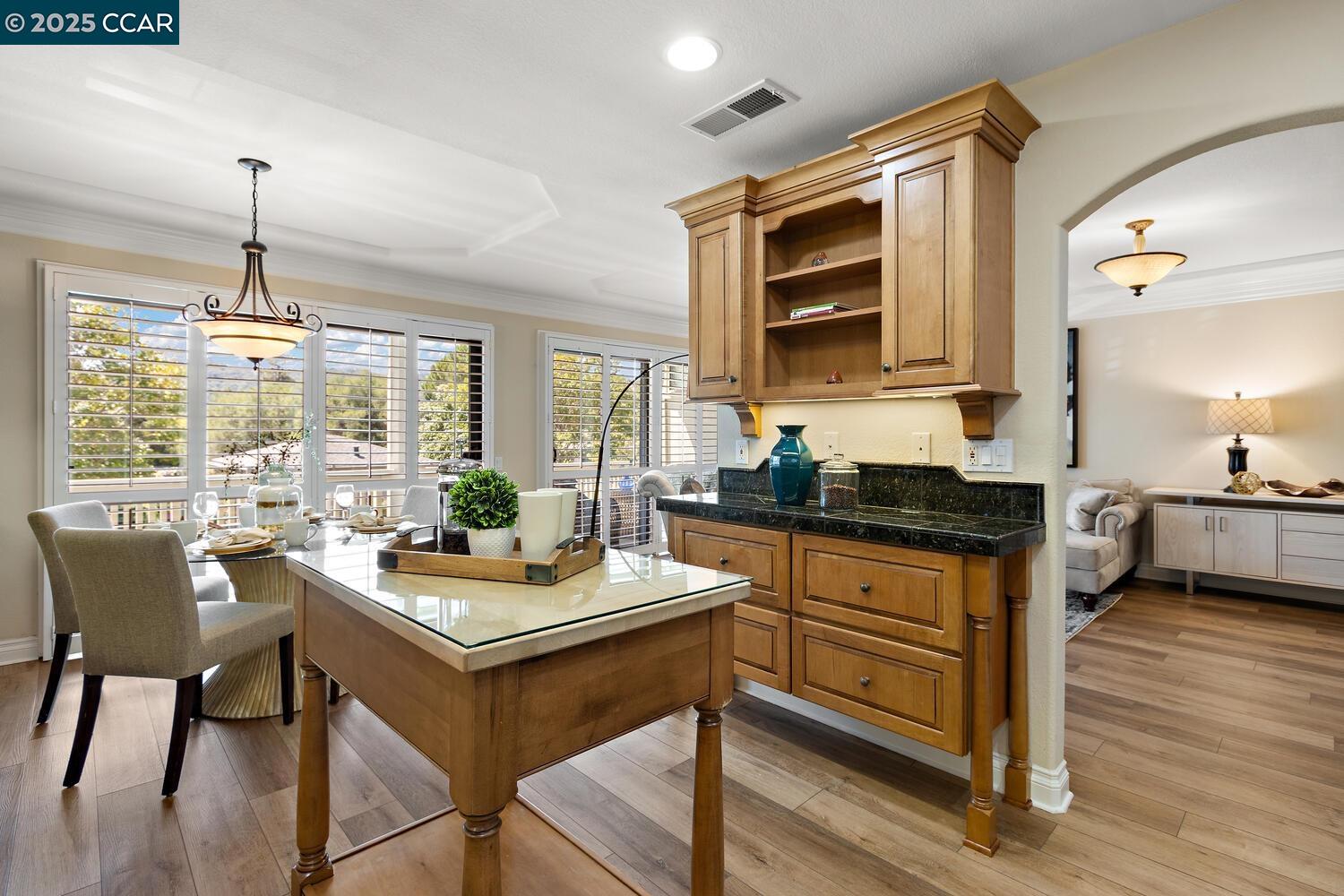 Photo #9: 41109845 Listing: Photo #9