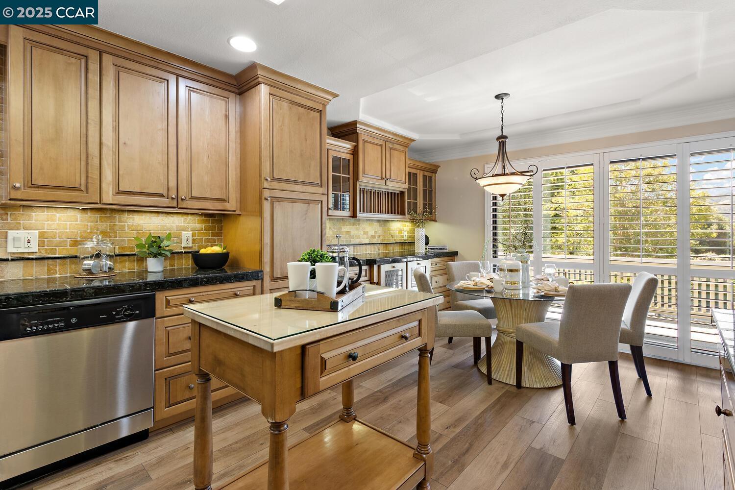 Photo #10: 41109845 Listing: Photo #10