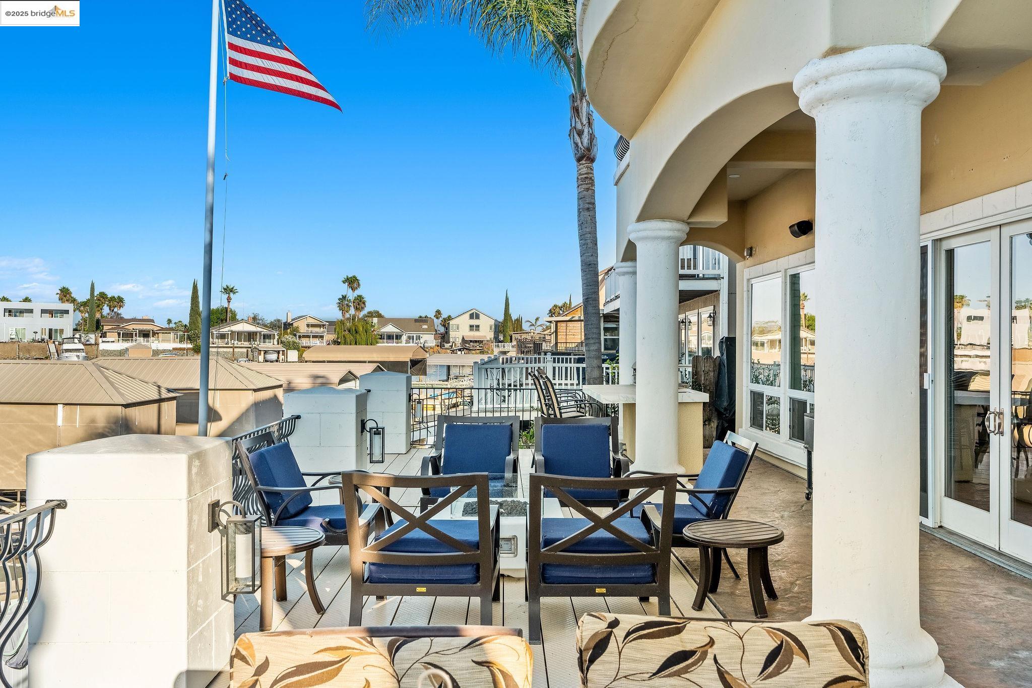 Detail Gallery Image 38 of 48 For 5055 Cabrillo Pt, Discovery Bay,  CA 94505 - 5 Beds | 5/1 Baths