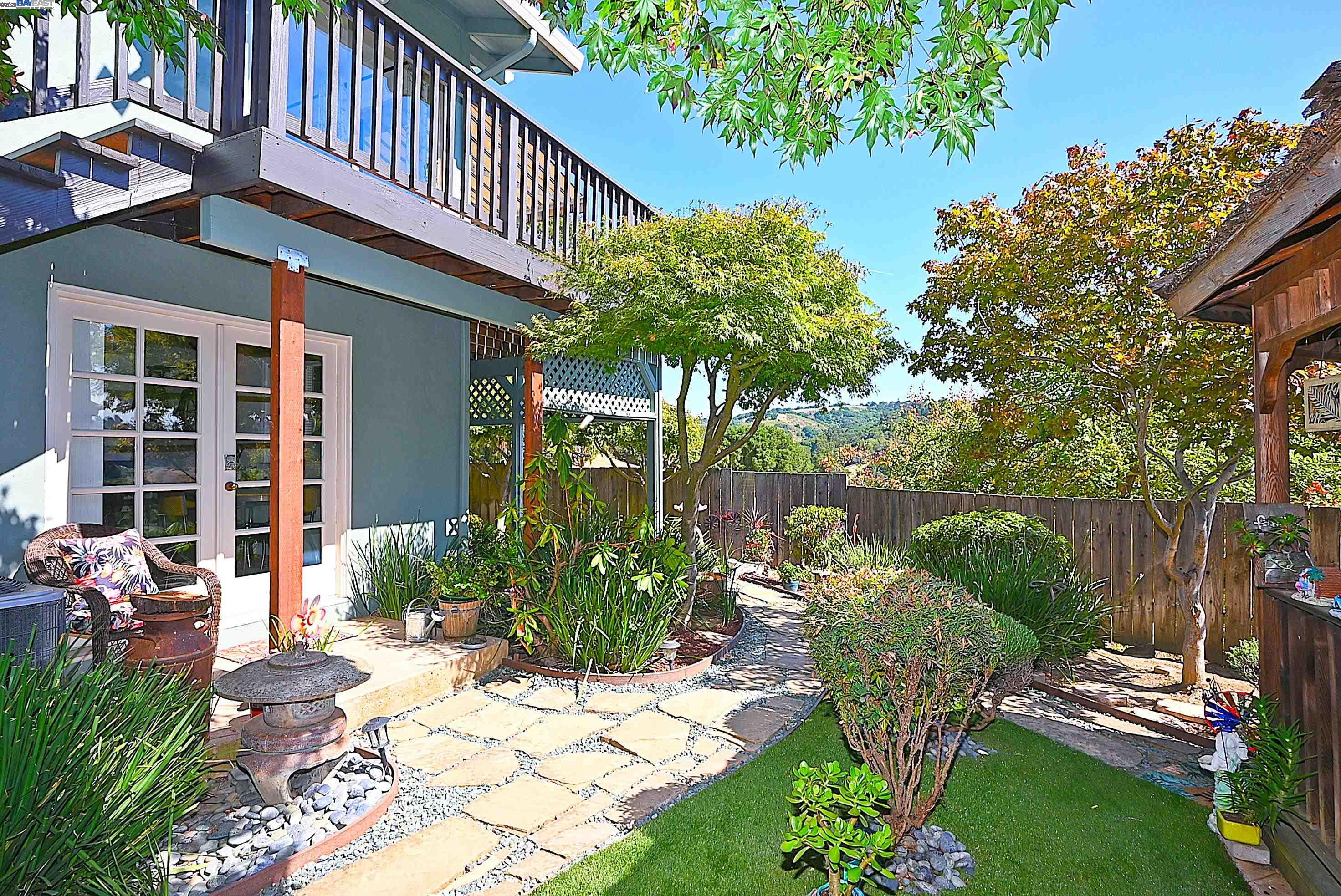 Detail Gallery Image 43 of 58 For 5295 Winifred Dr, Castro Valley,  CA 94546 - 5 Beds | 3 Baths