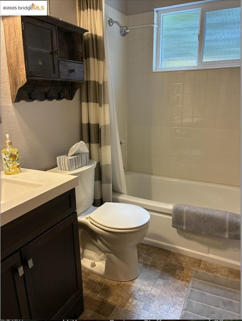 Detail Gallery Image 19 of 32 For 23971 Pine Lake Dr, Twain Harte,  CA 95383 - 2 Beds | 2 Baths