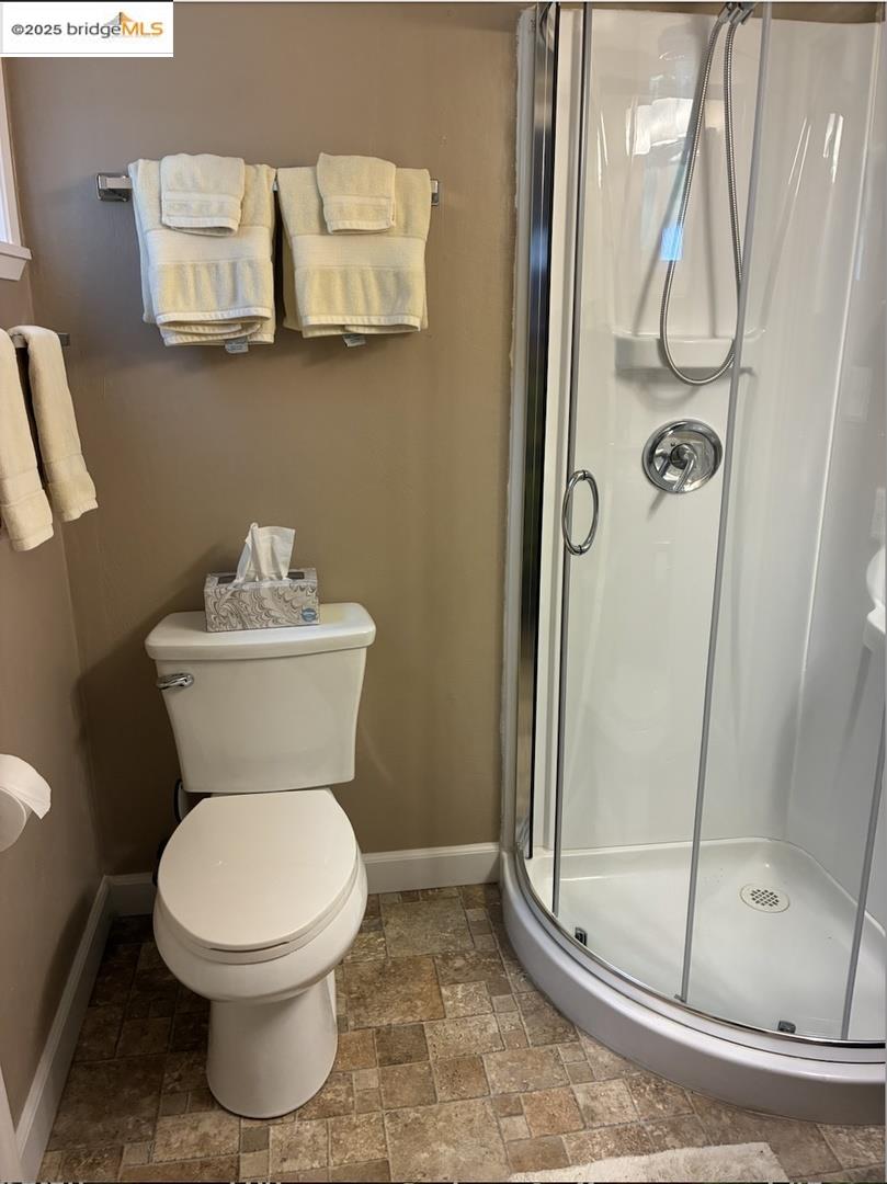 Detail Gallery Image 23 of 32 For 23971 Pine Lake Dr, Twain Harte,  CA 95383 - 2 Beds | 2 Baths
