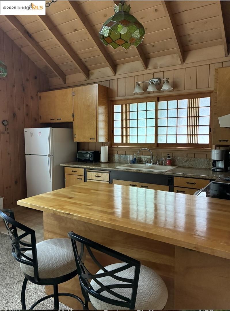 Detail Gallery Image 10 of 32 For 23971 Pine Lake Dr, Twain Harte,  CA 95383 - 2 Beds | 2 Baths