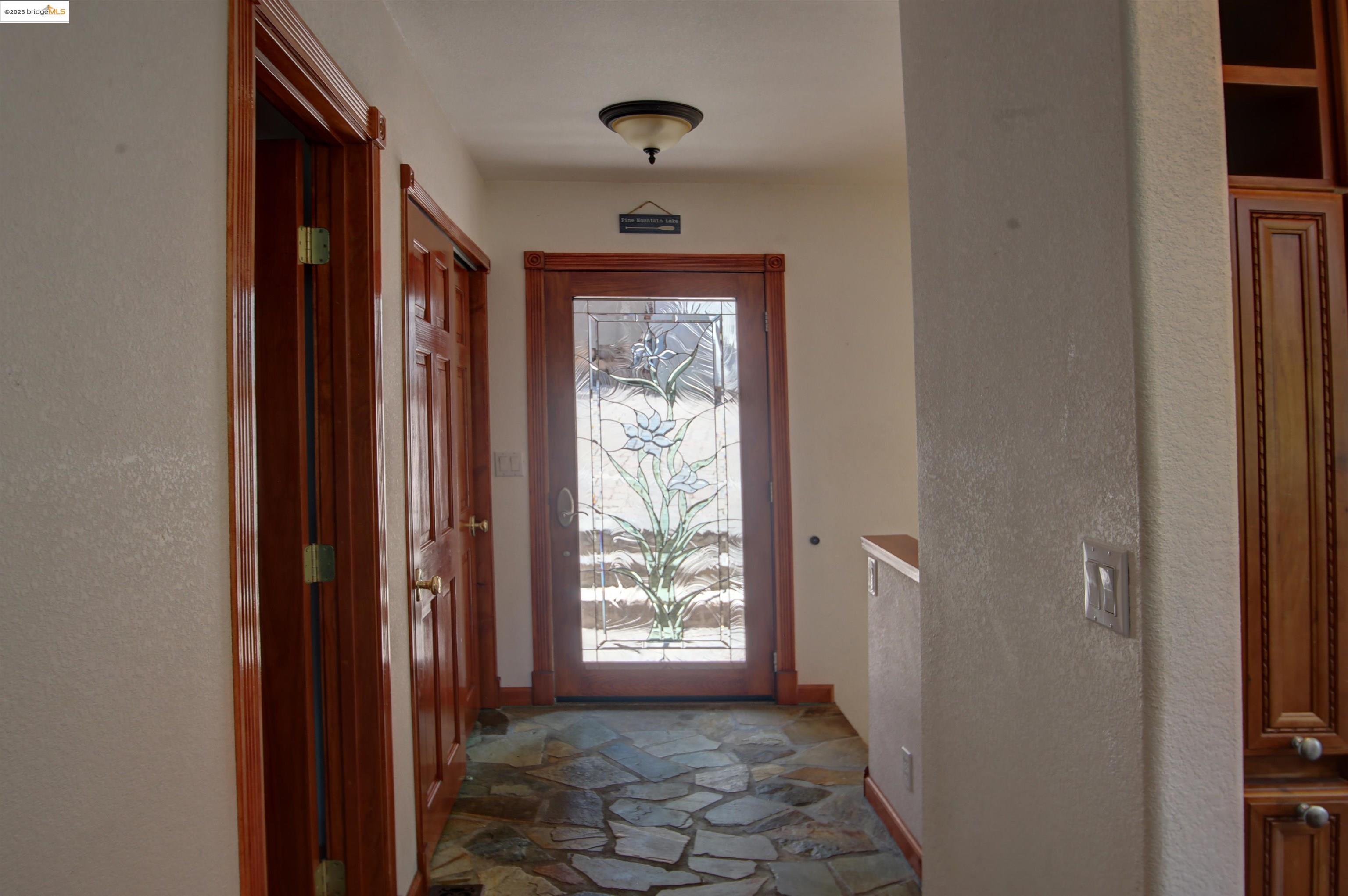 Detail Gallery Image 12 of 57 For 20162 Pine Mountain Dr, Groveland,  CA 95321-000 - 4 Beds | 3/1 Baths